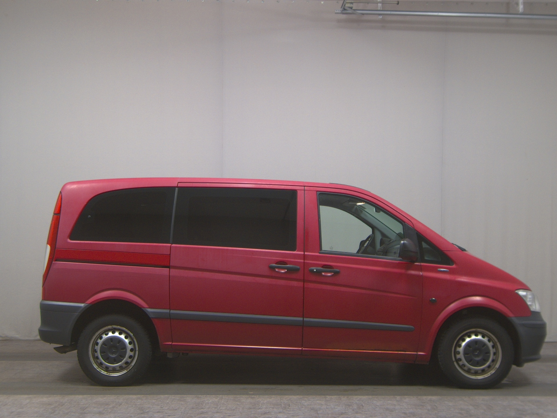 Mercedes-Benz Vito 113 CDI 9-Sitzer AHK HU 08/27