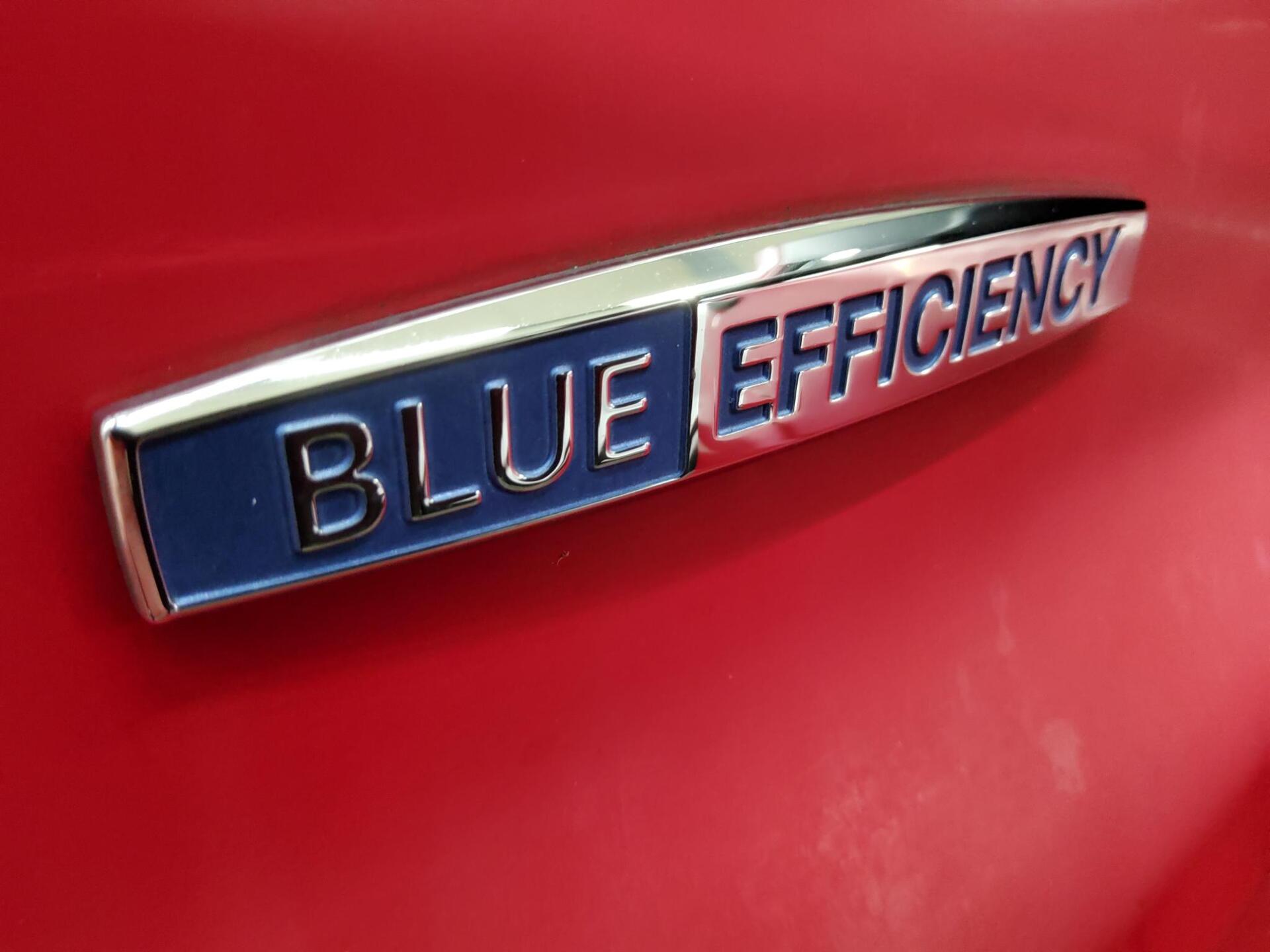 Mercedes-Benz Vito 113 CDI 9-Sitzer AHK HU 08/27 10