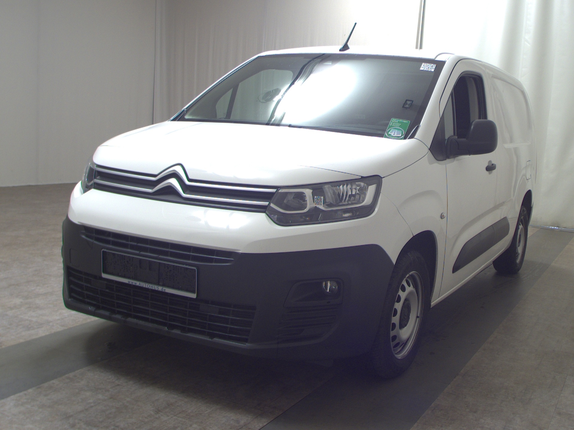 Citroën Berlingo 1.5 BlueHDI Club XL 3-Sitze Klima PDC 2