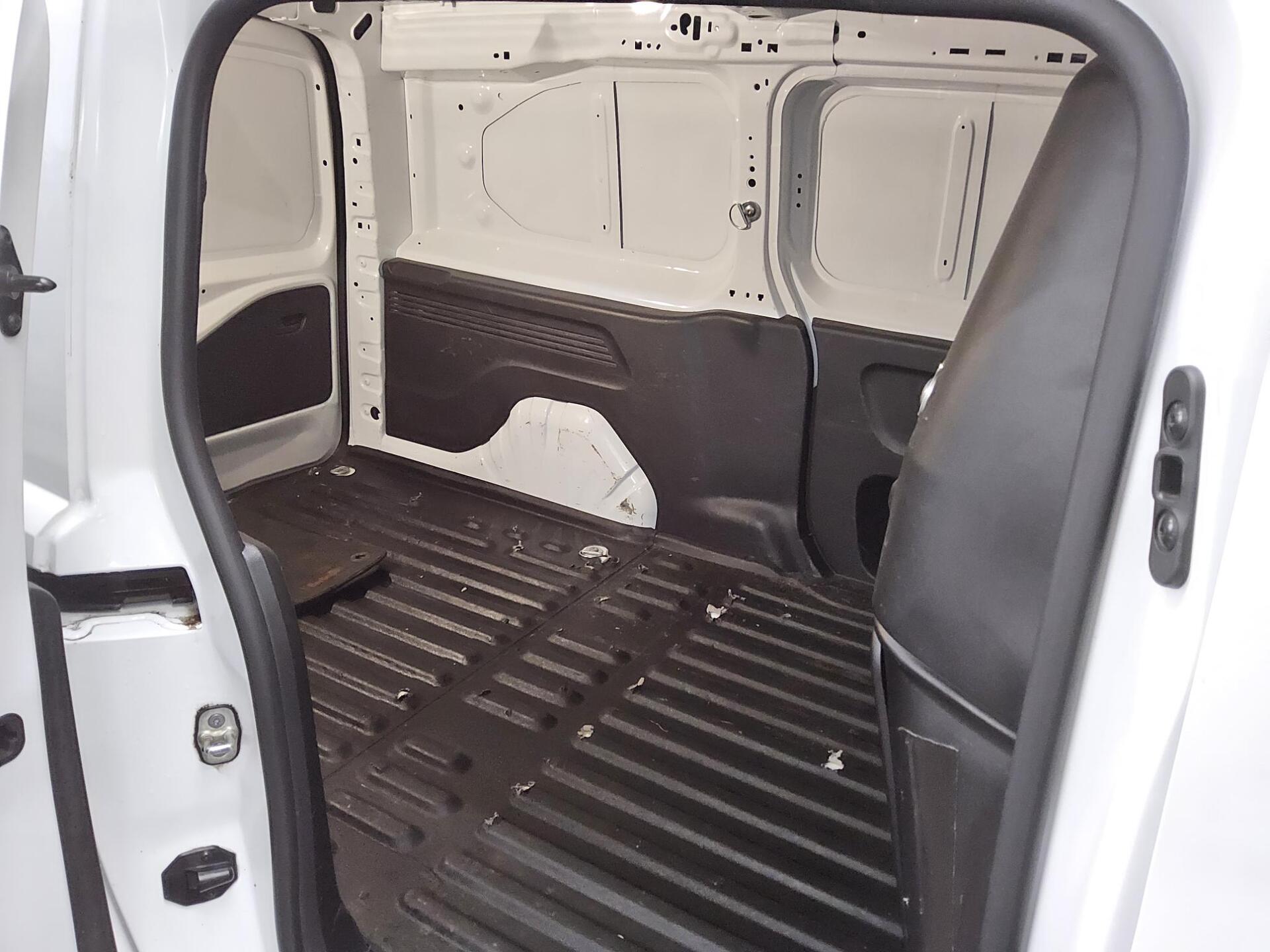 Citroën Berlingo 1.5 BlueHDI Club XL 3-Sitze Klima PDC 12