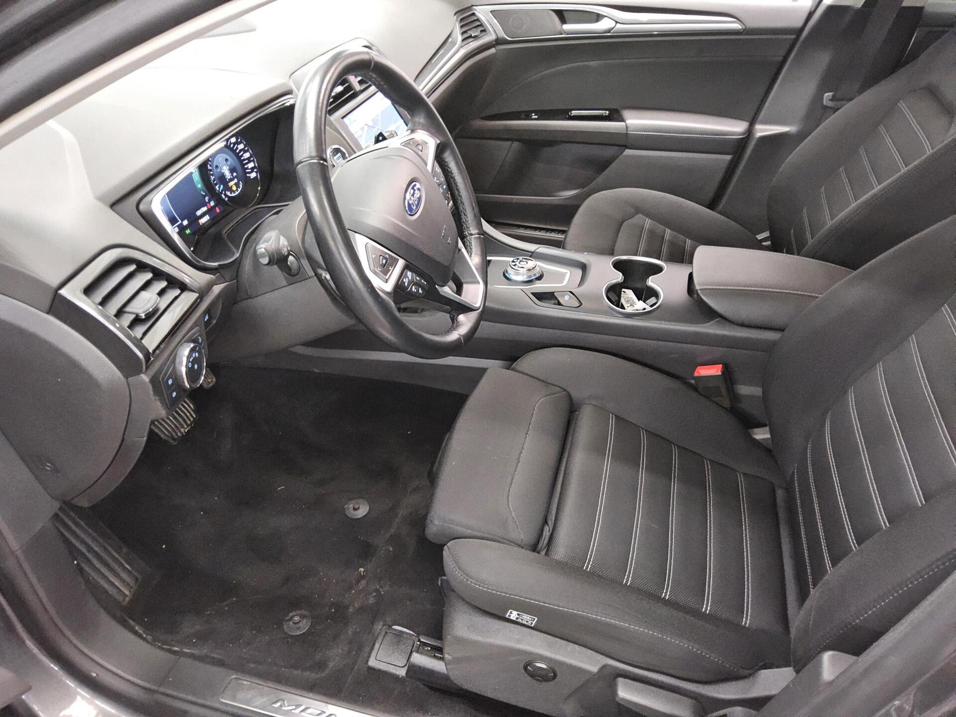 Ford Mondeo Turnier 2.0 EB Titanium Navi LED AHK RFK 8