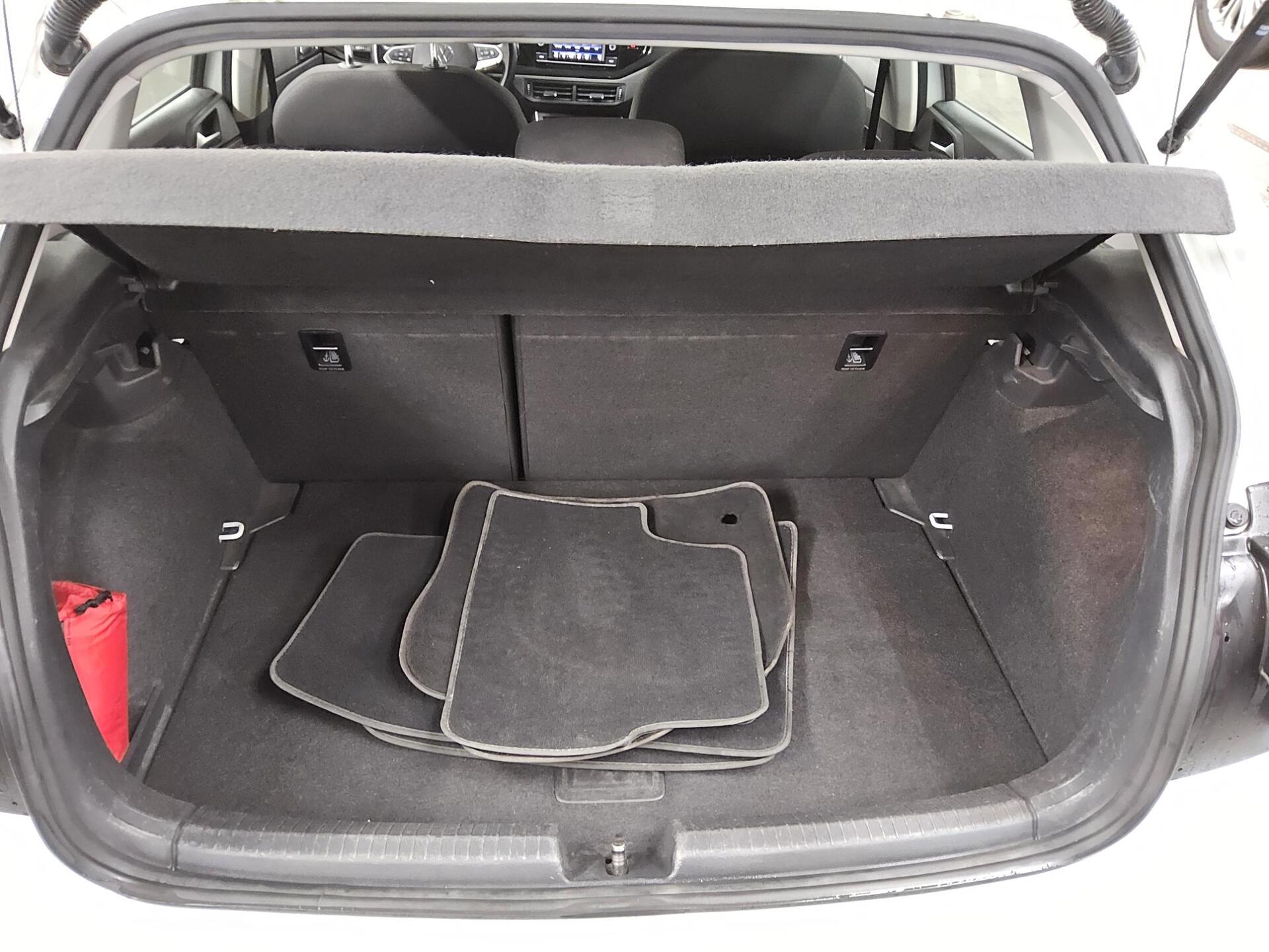 Volkswagen Polo 1.0 TSI Life Shz LED PDC DC DAB+ 12