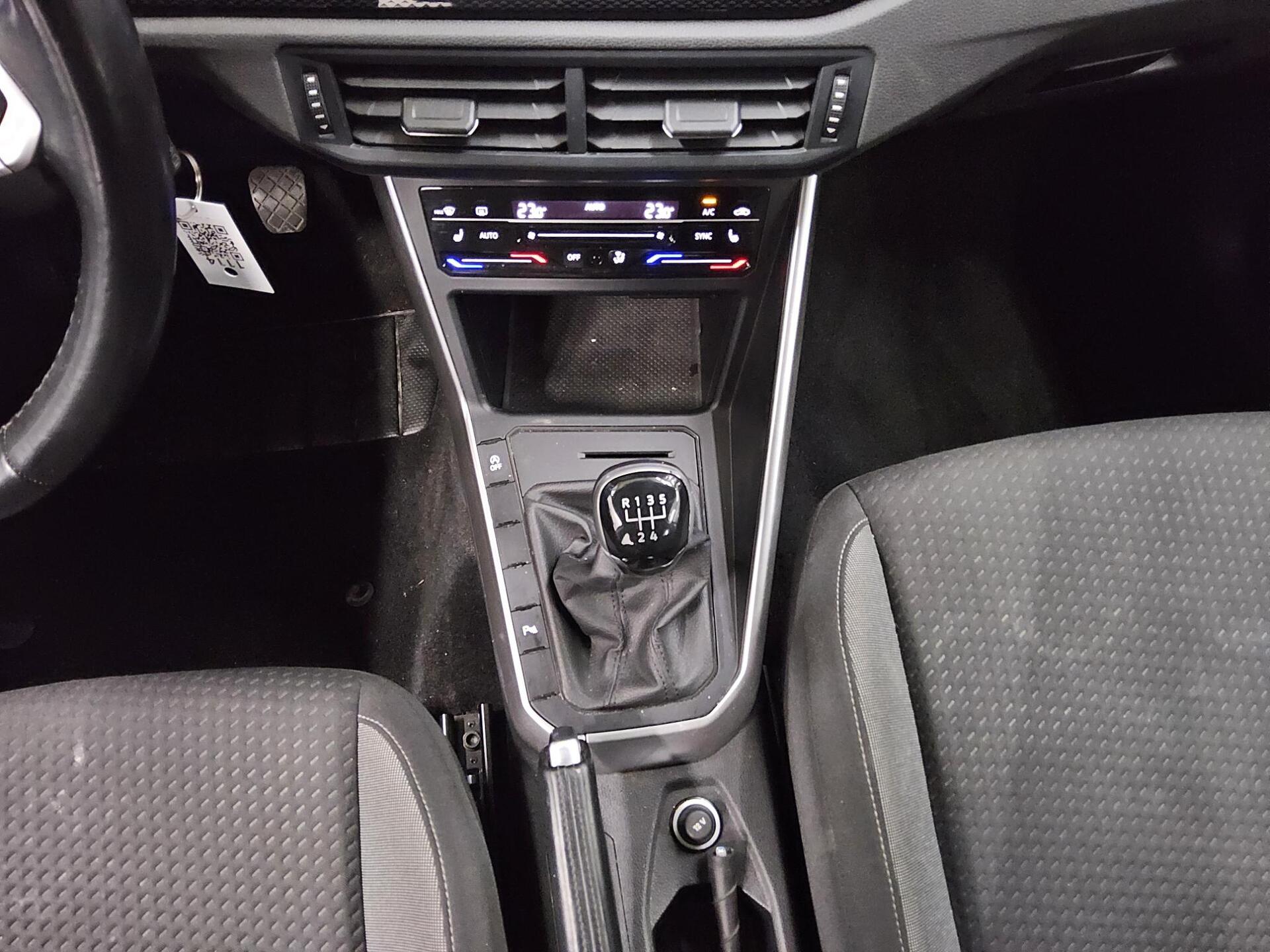 Volkswagen Polo 1.0 TSI Life Shz LED PDC DC DAB+ 6