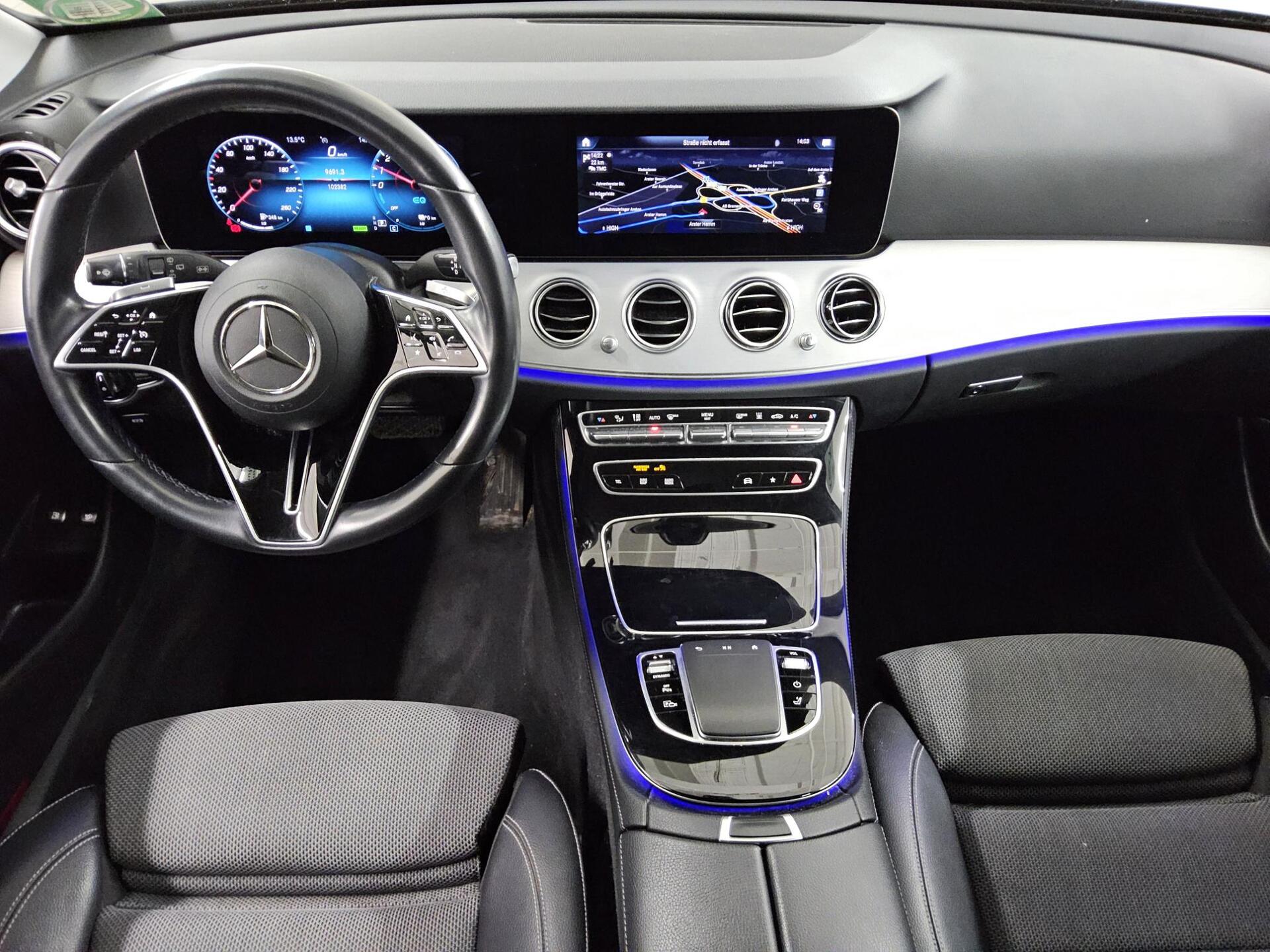 Mercedes-Benz E 300 T e Avantgarde Navi LED Widescreen AHK 5