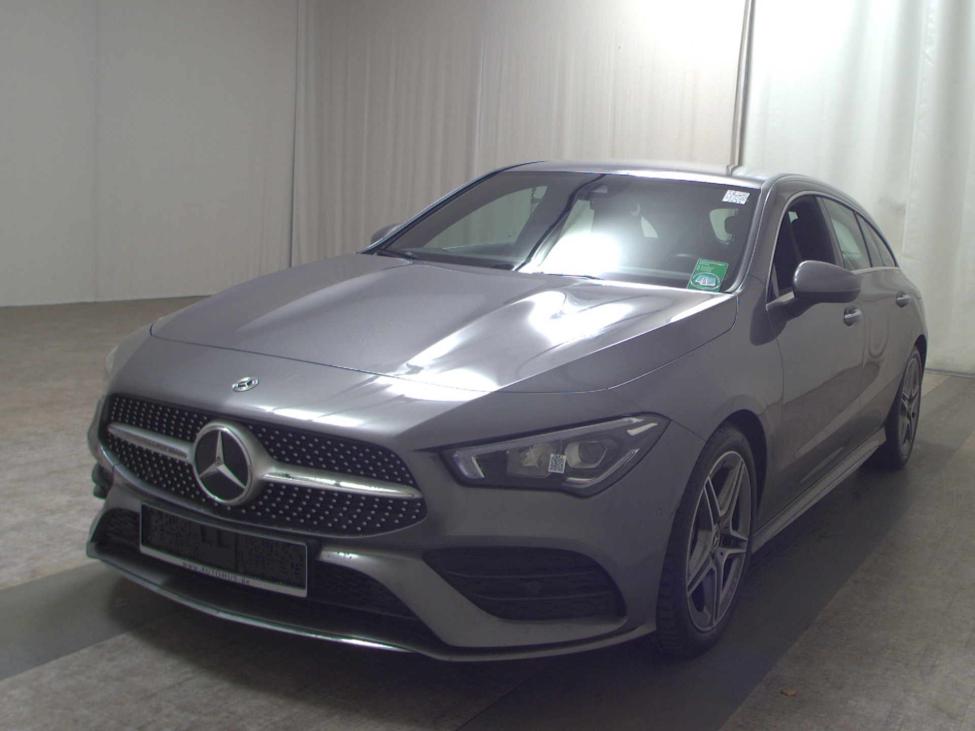 Mercedes-Benz CLA 200 SB AMG-Line Navi LED Distronic+ Shz PDC 2