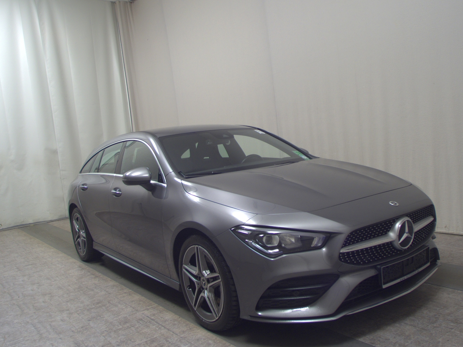 Mercedes-Benz CLA 200 SB AMG-Line Navi LED Distronic+ Shz PDC 3
