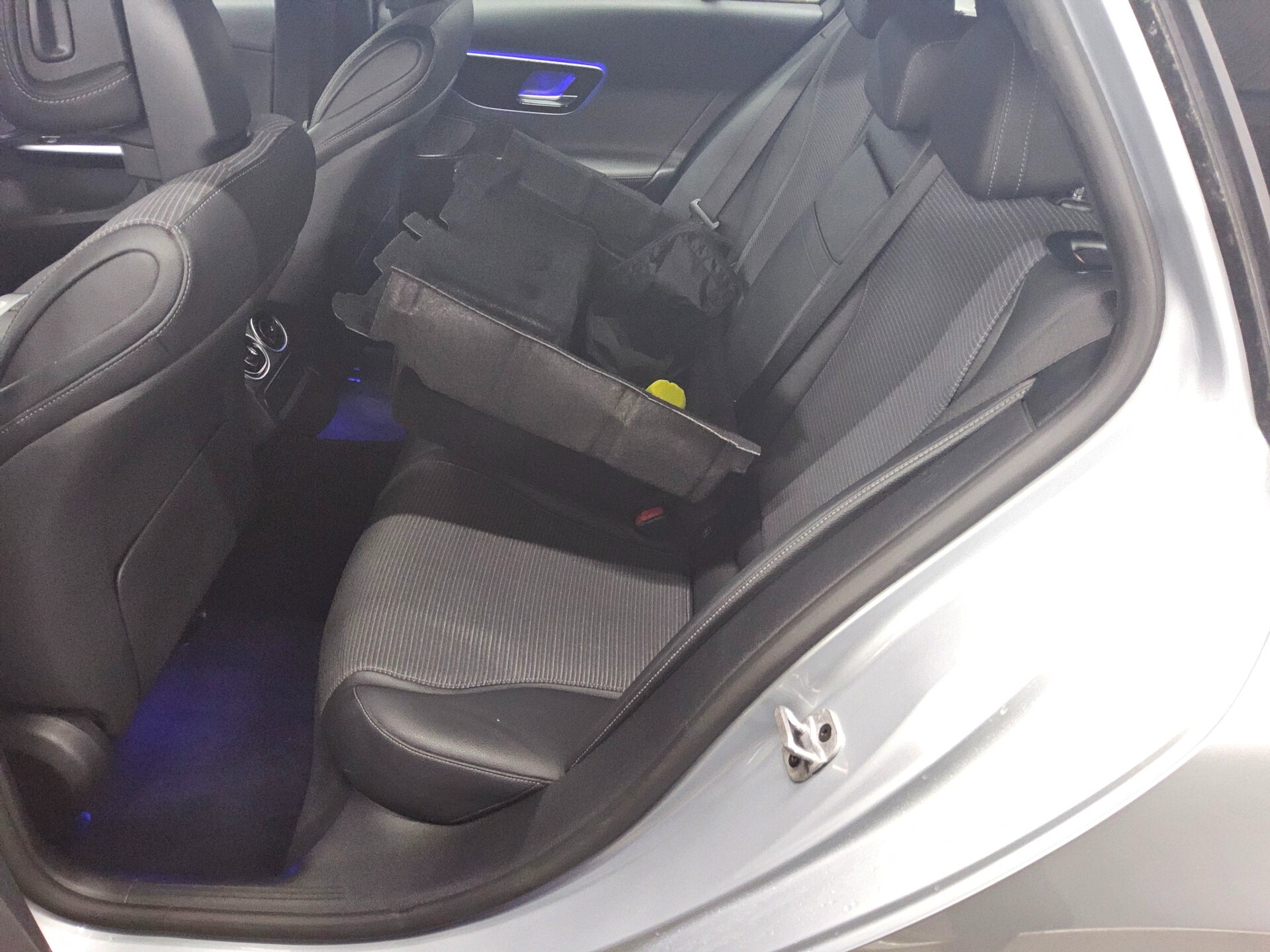 Mercedes-Benz C 220 T d Avantgarde Navi MBUX AHK RFK Distr.+ 13