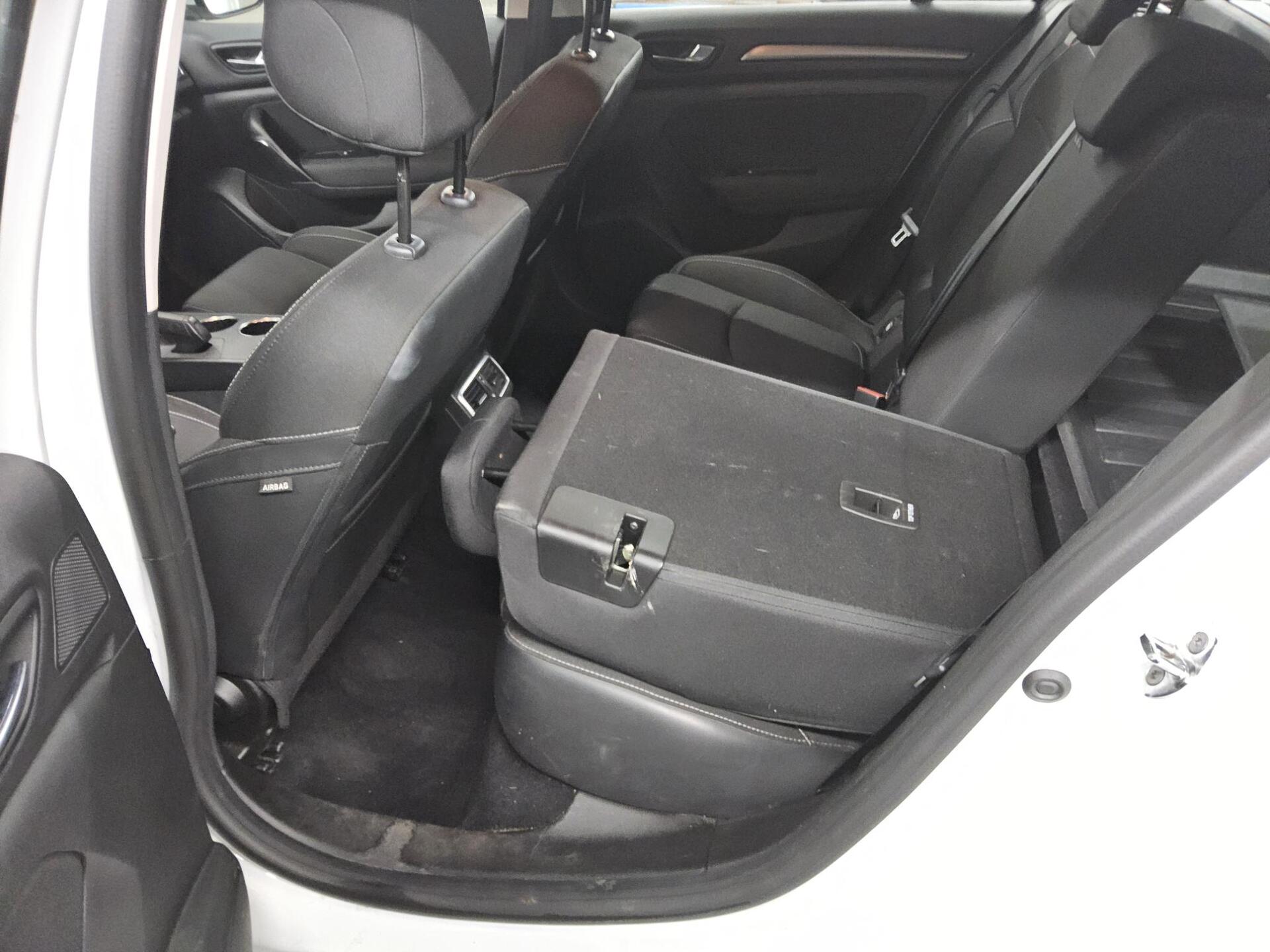 Renault Megane Grandtour 1.5 BLUE dCi Navi LED AHK Shz 12