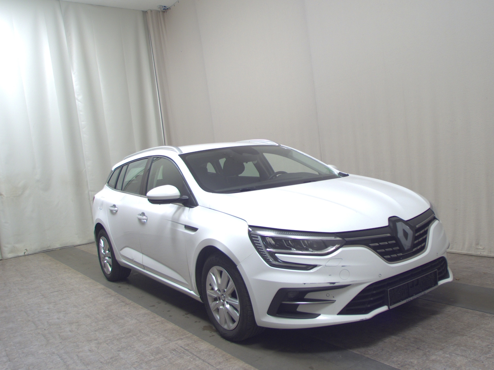 Renault Megane Grandtour 1.5 BLUE dCi Navi LED AHK Shz 3