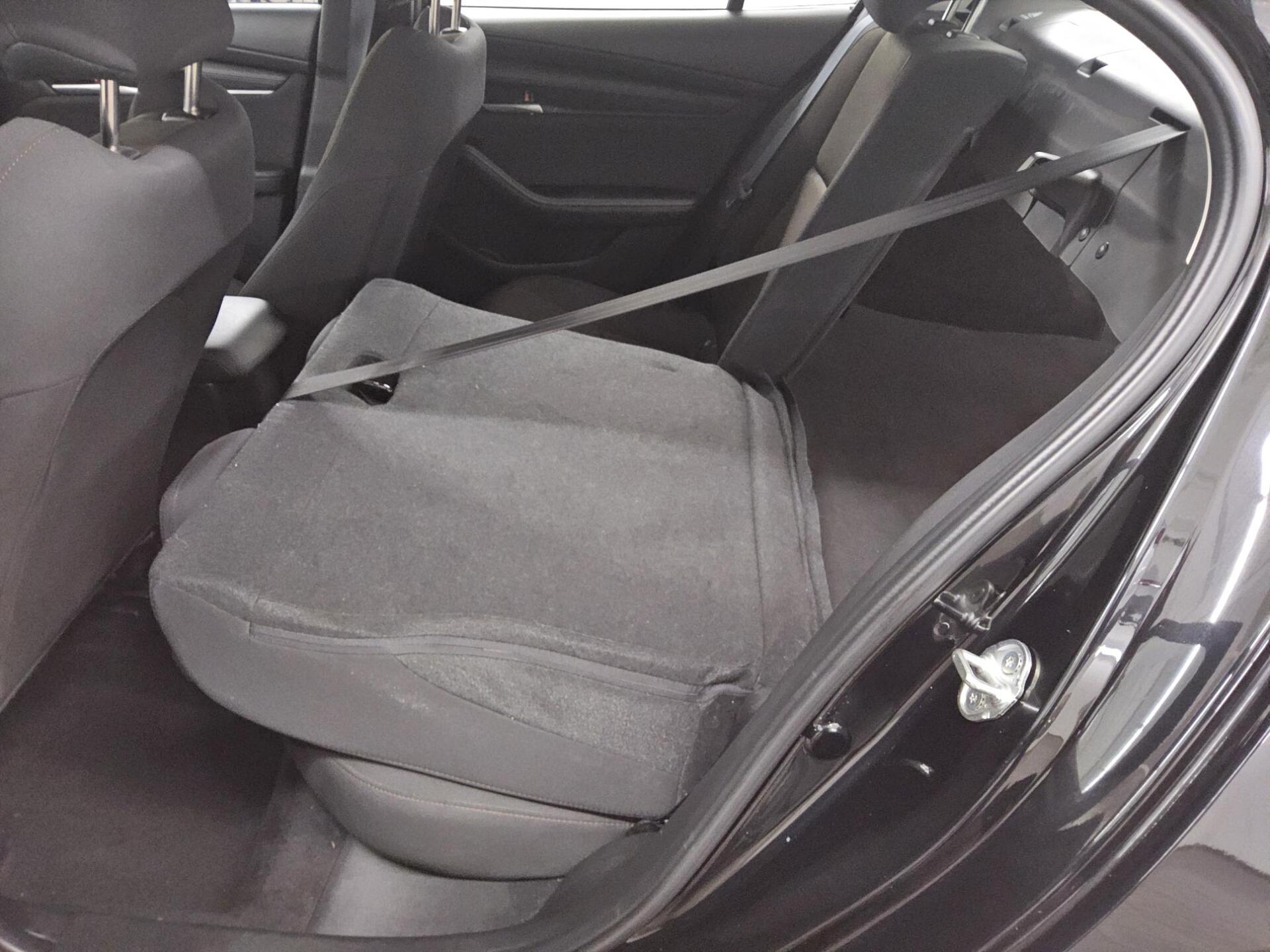 Mazda 3 SKYACTIV-G 2.0 M-Hybrid Prime Navi LED HuD RfK 12