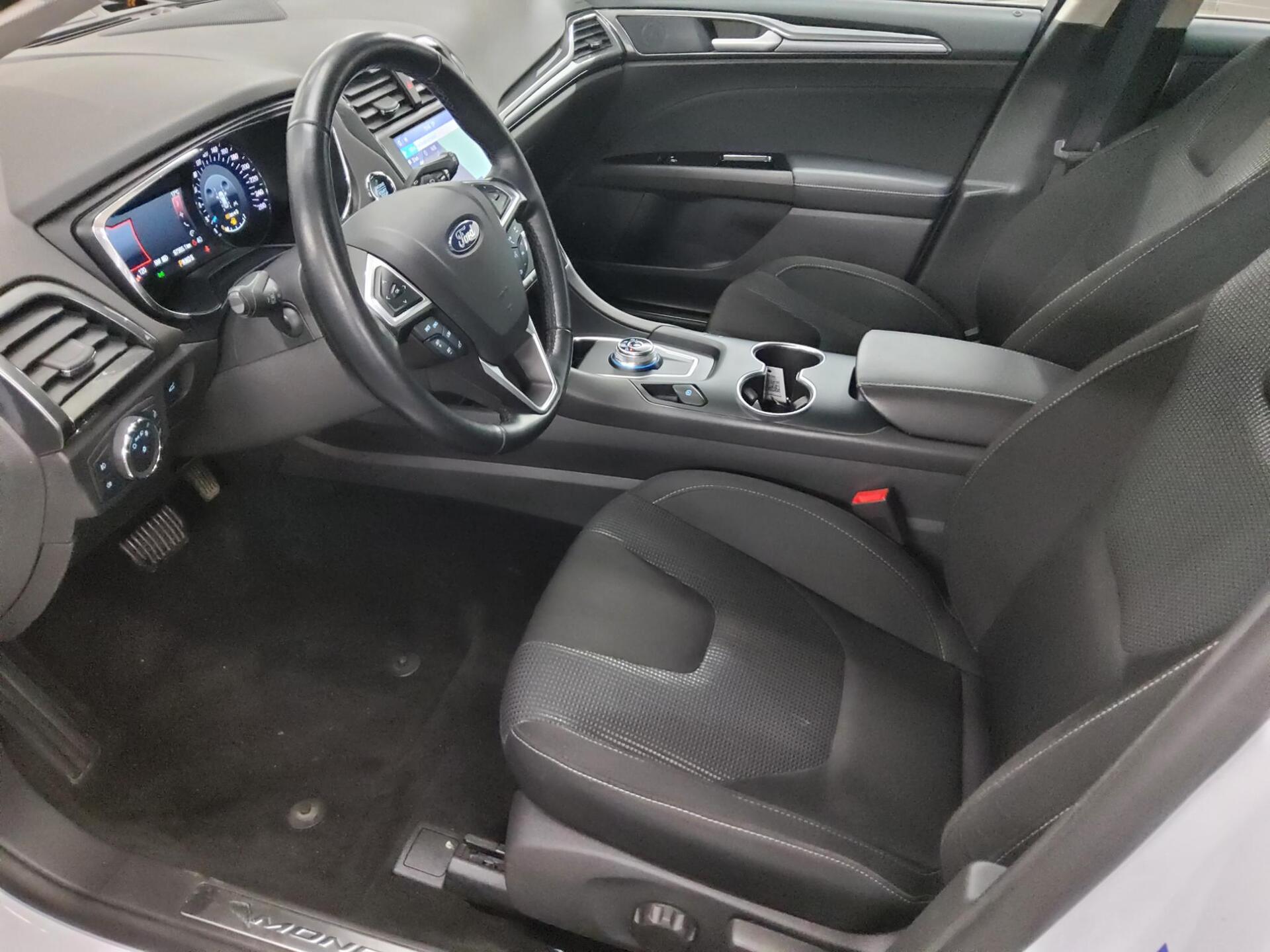 Ford Mondeo Turnier 2.0 EB Titanium Navi LED RfK Shz 8