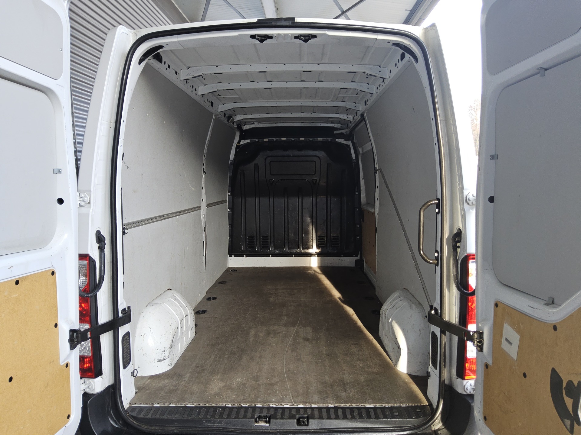 Renault Master 3,5t L3H2 2.3 dCi Navi Kamera PDC BT 11
