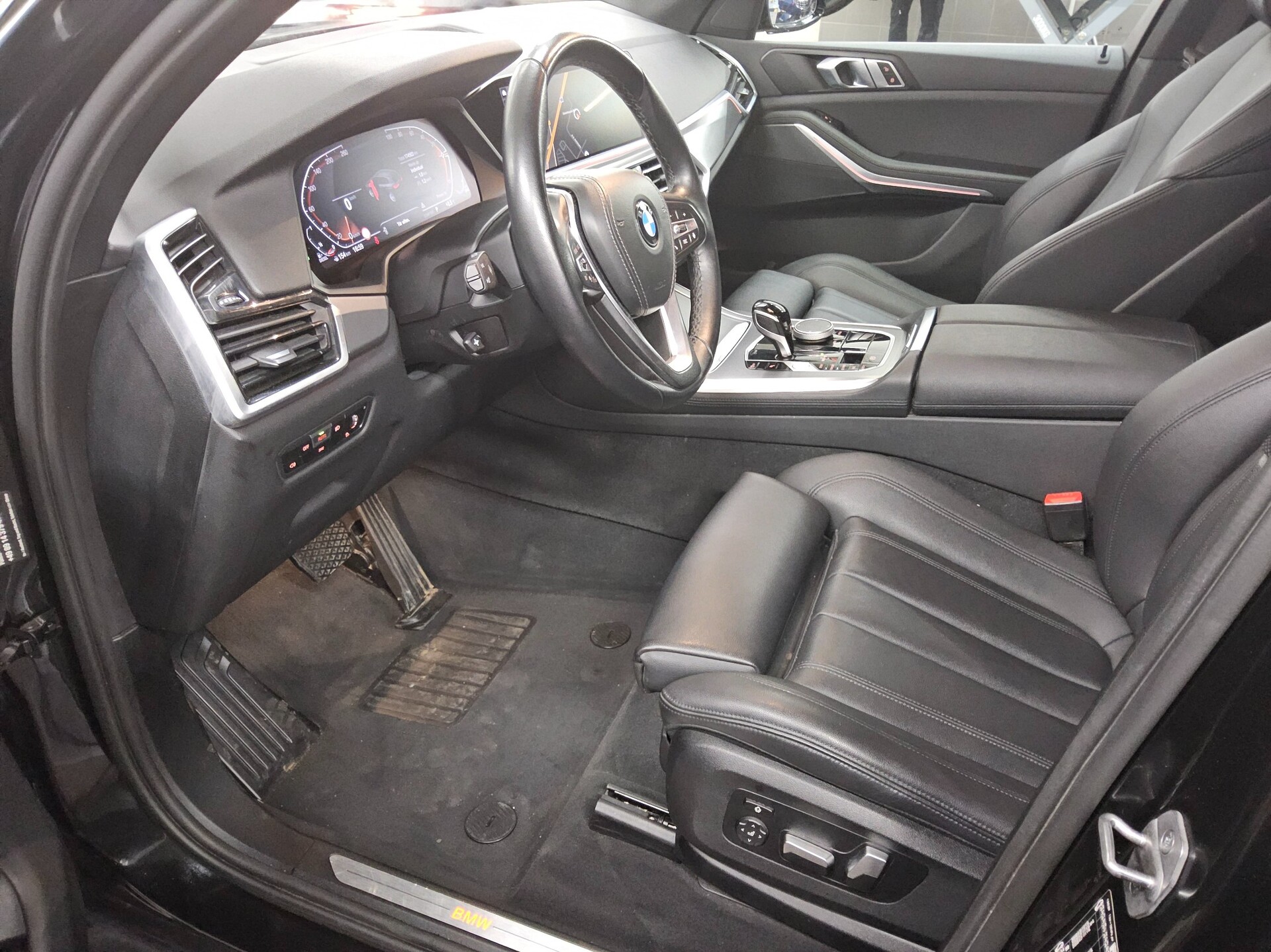 BMW X5 xDrive30d Navi LED LC Pro HiFi RFK ACC 8