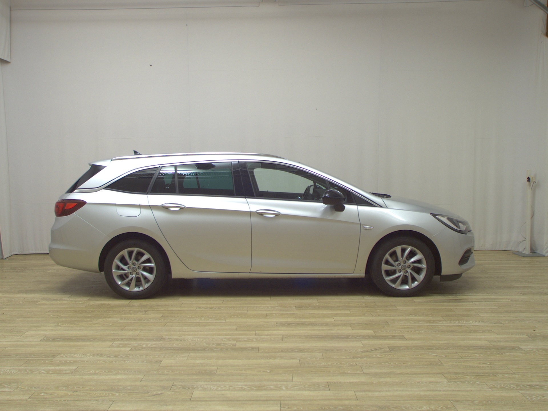 Opel Astra ST 1.5 D Business Elegance Navi LED RFK