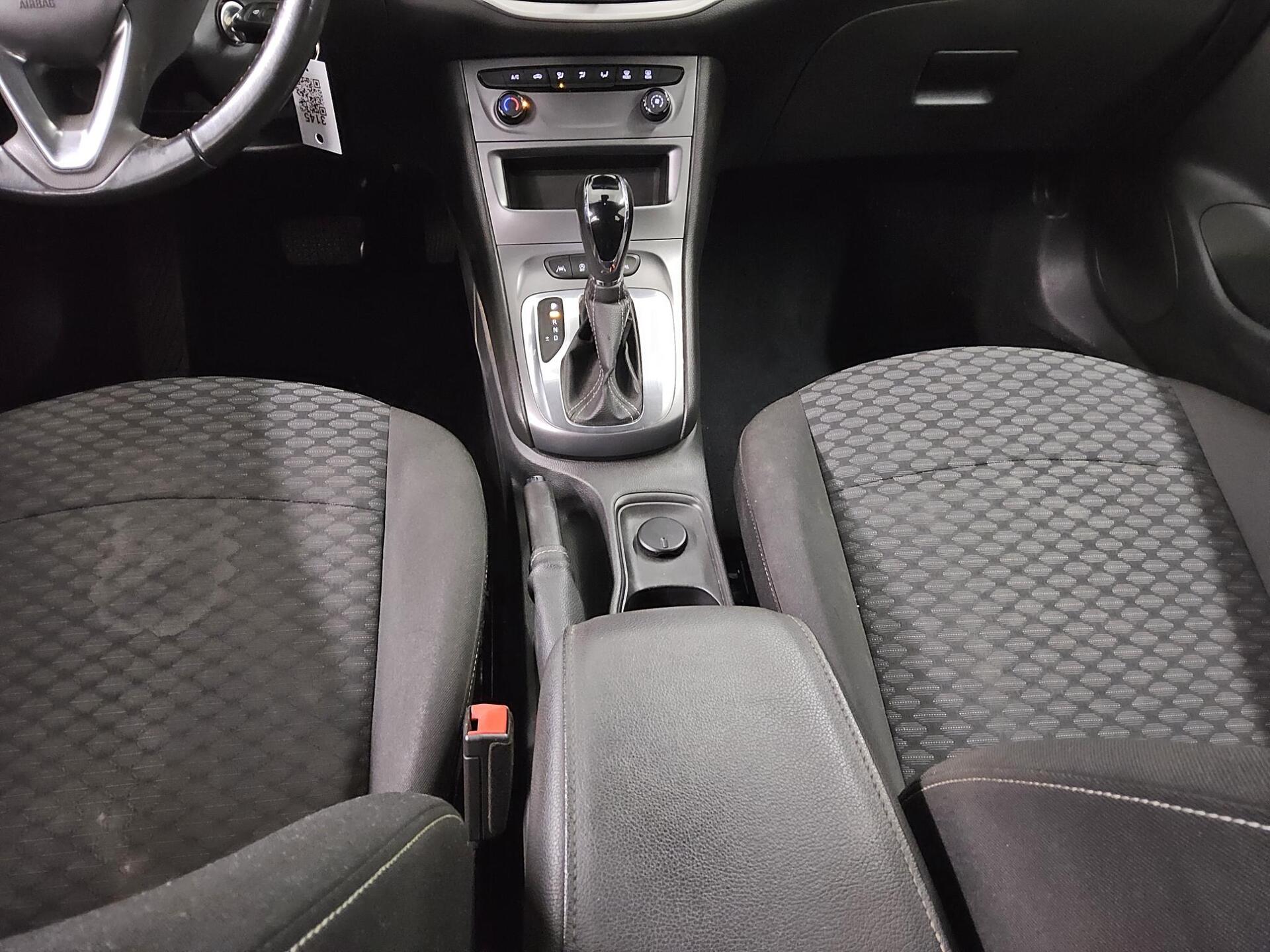 Opel Astra ST 1.5 D Edition Navi PDC DAB 6