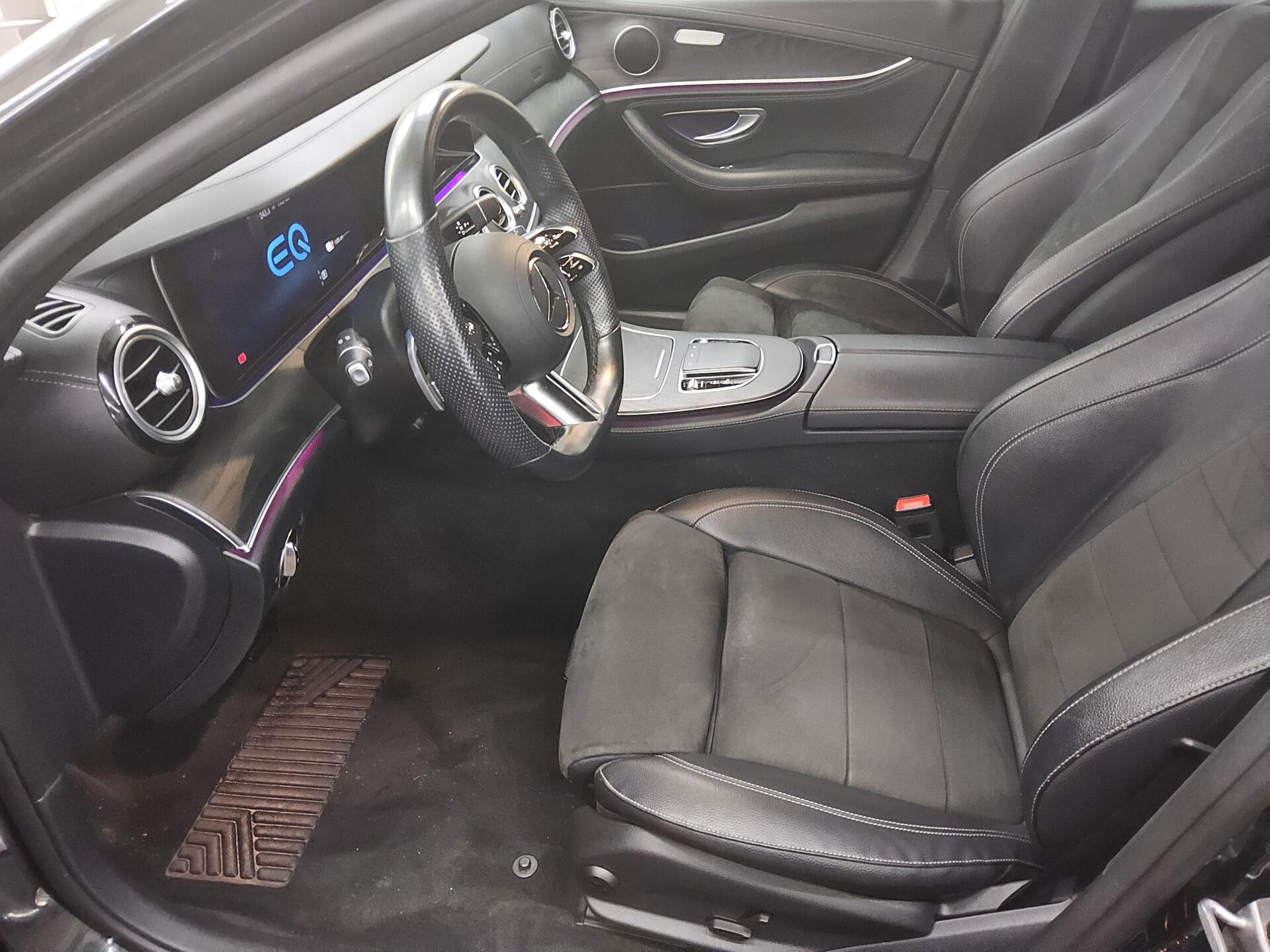 Mercedes-Benz E 300 T de AMG-Line Navi LED RfK Distronic+ AHK 9