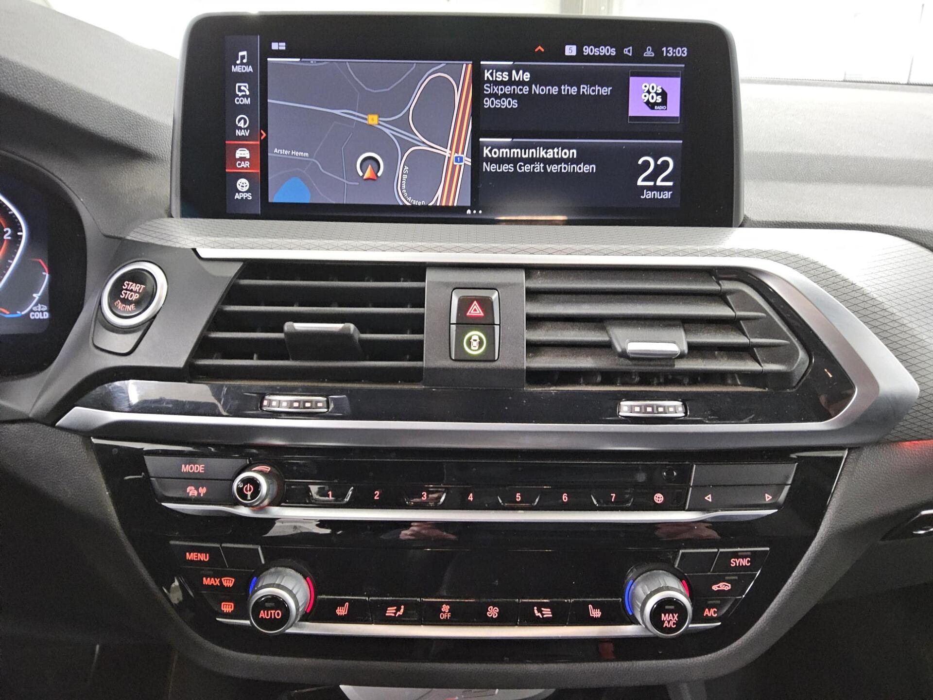 BMW X3 xDrive20d M-Sport Navi LED+ LC prof. AHK 7