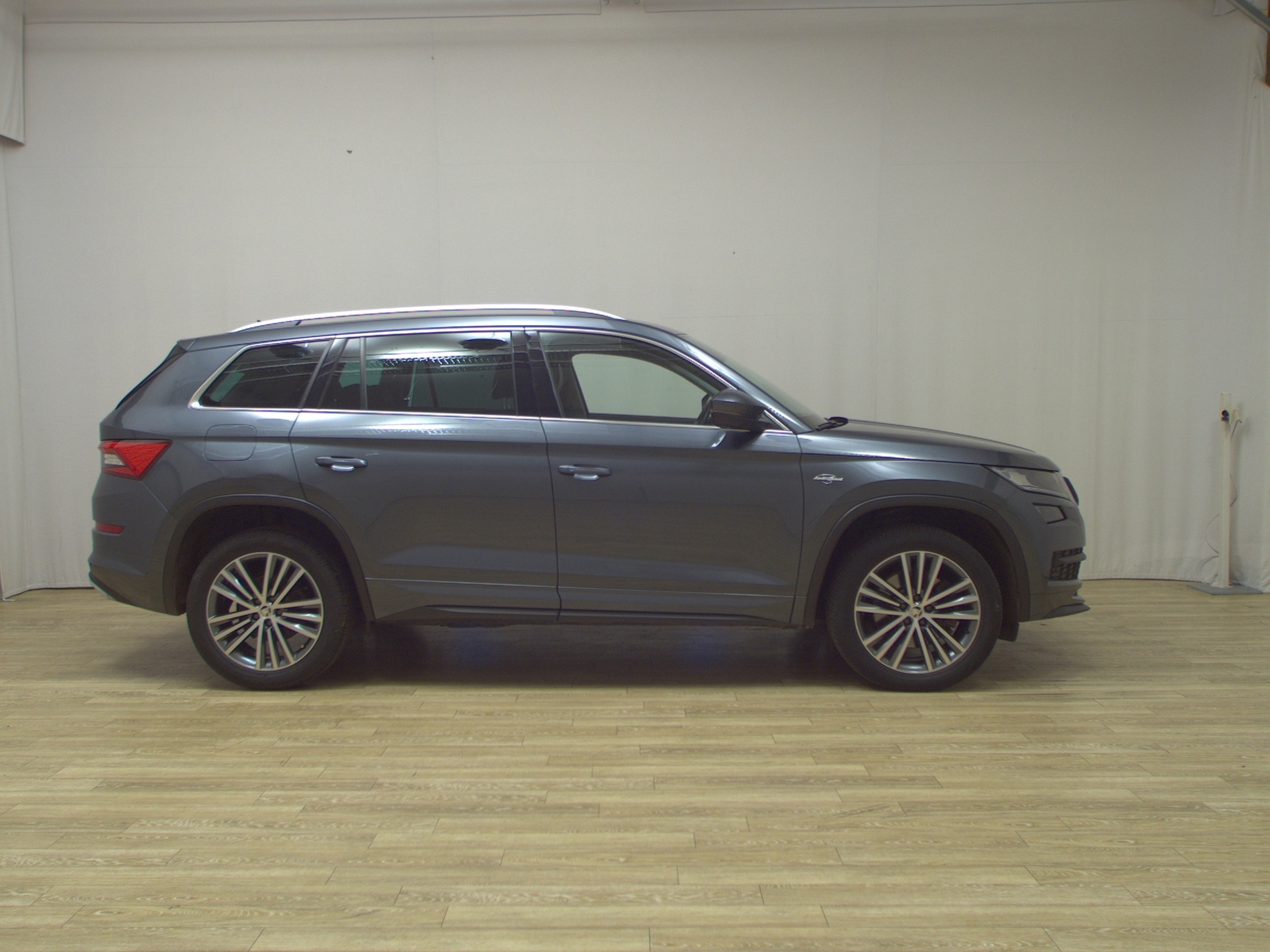 Skoda Kodiaq 2.0 TDI 4x4 L&K Leder Navi LED vc 360°