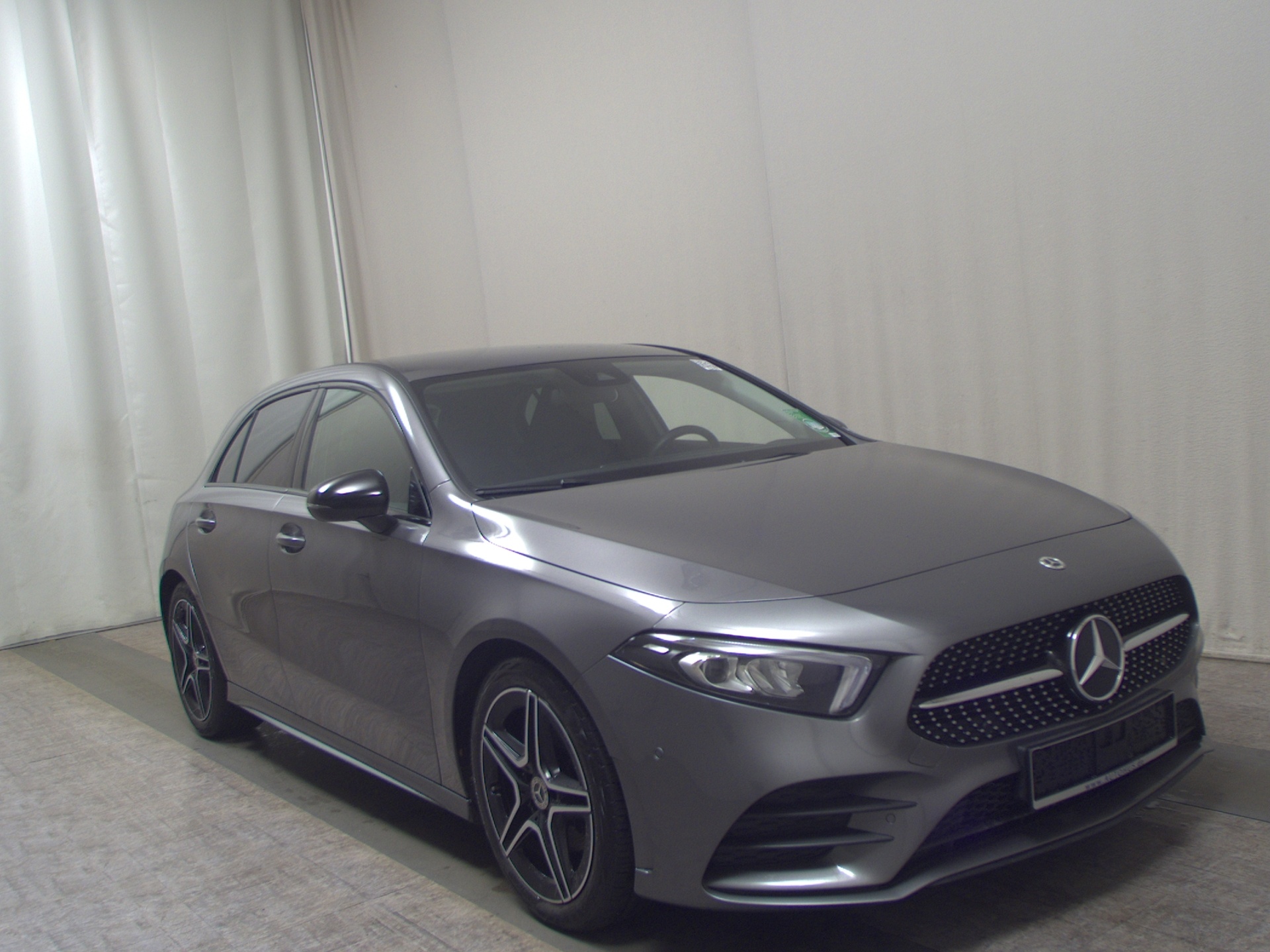 Mercedes-Benz A 180 d AMG-Line T-Leder Navi LED MBUX high RFK 3