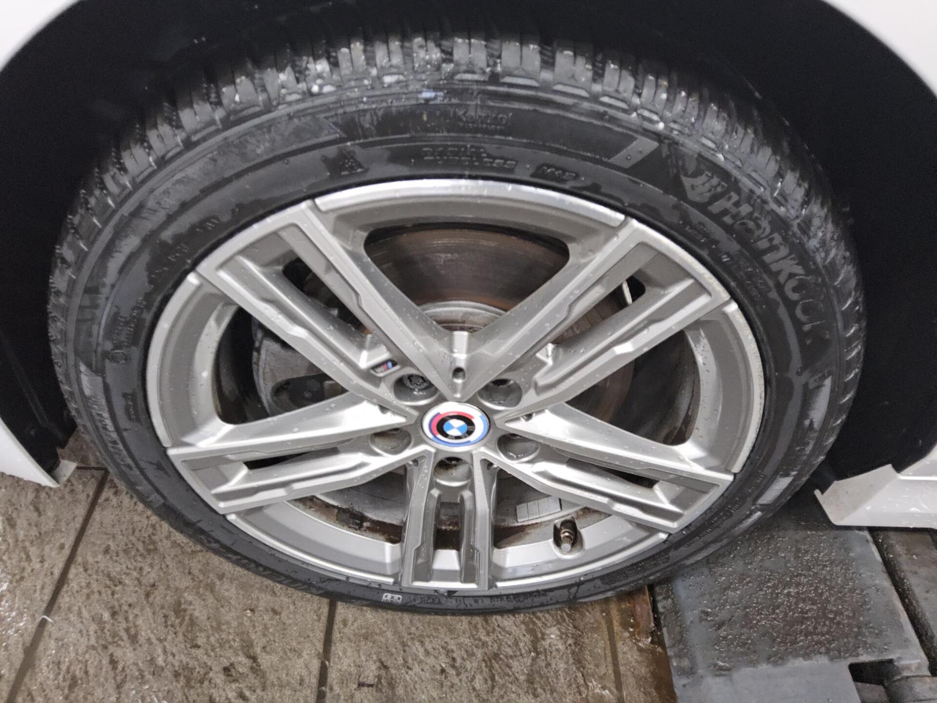 BMW 118dA M-Sport Navi LC Pro LED Kamera 11