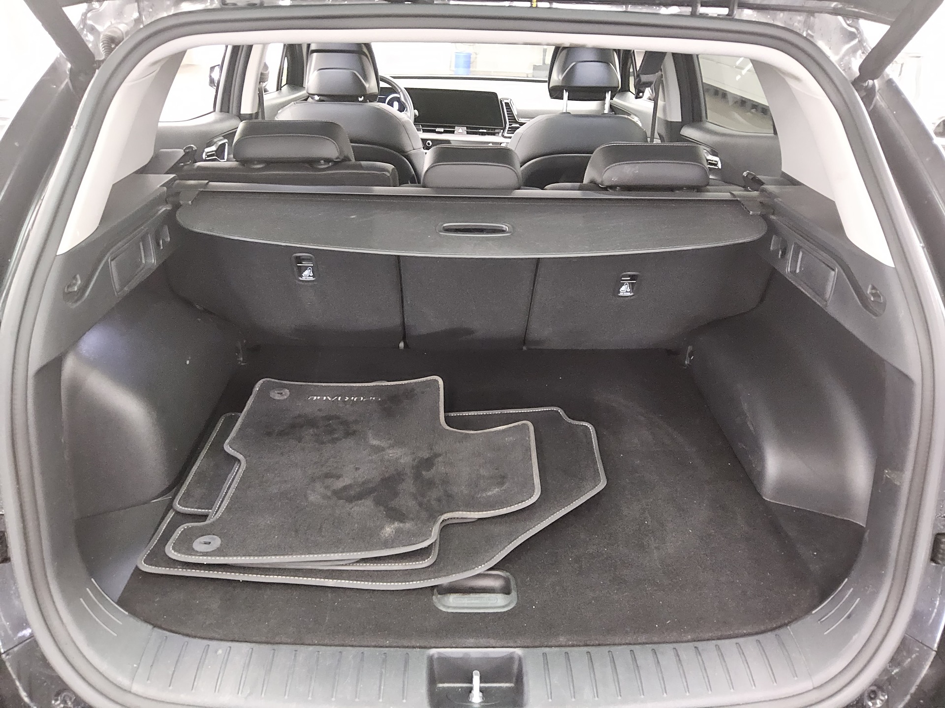 Kia Sportage 1.6 CRDI Spirit Navi LED Pano 360° ACC 12