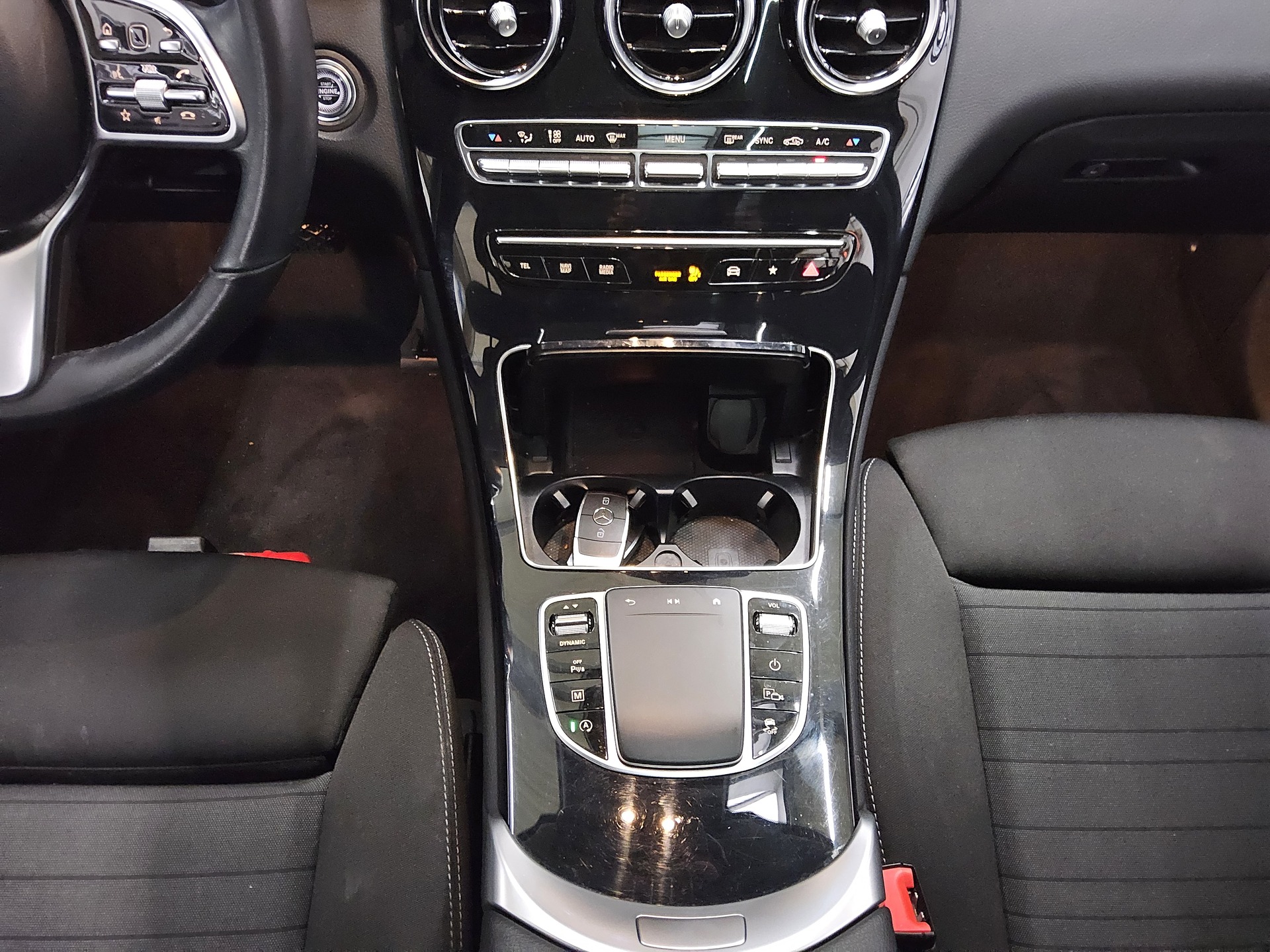 Mercedes-Benz GLC 200 d 4M Navi LED Panorama Kamera Tempomat 6
