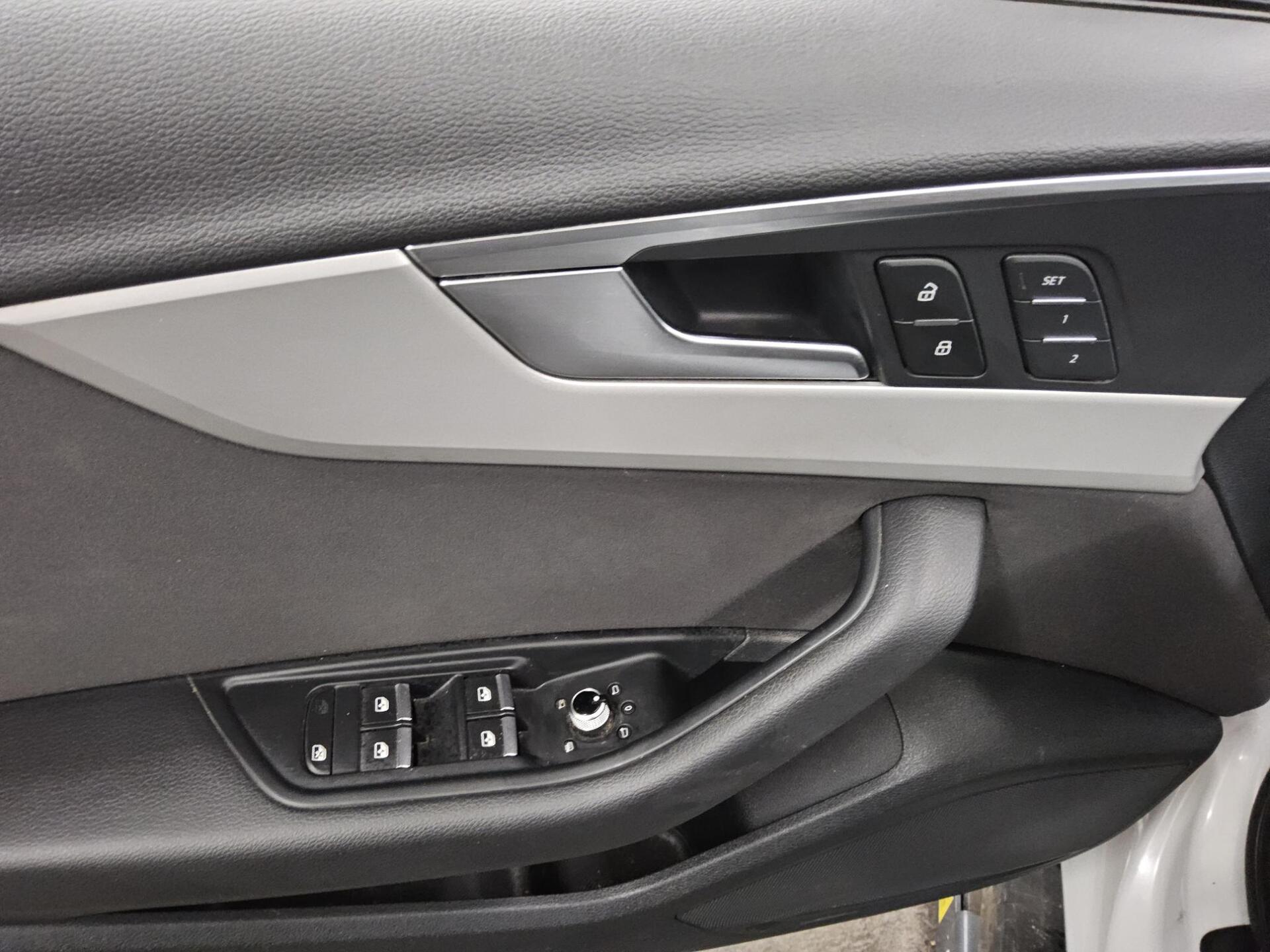 Audi A4 Avant 35 TDI Navi LED AHK PDC Memory Tempomat 9