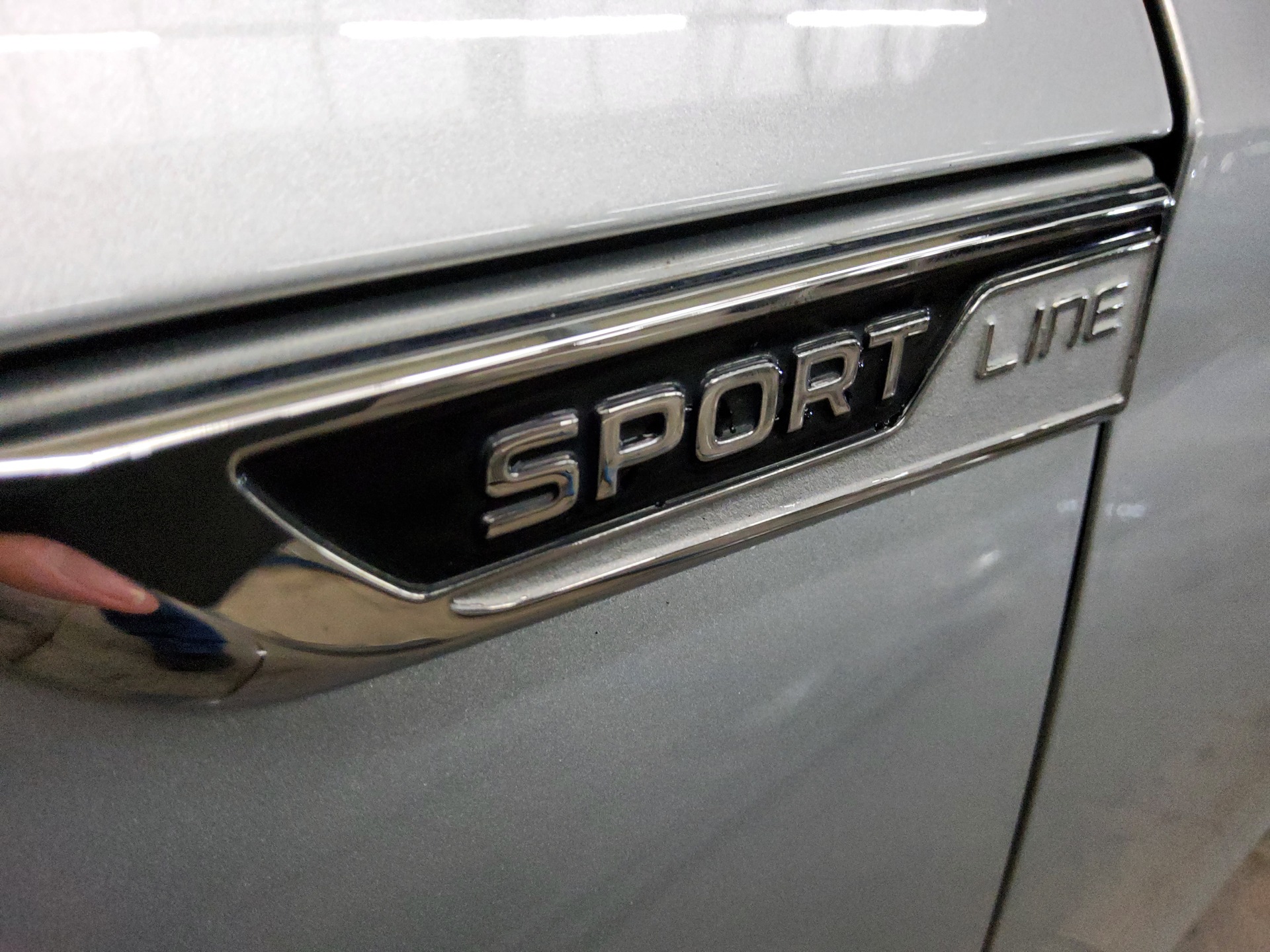 Skoda Octavia Kombi 2.0 TDI SportLine Navi RfK vc LED+ 12