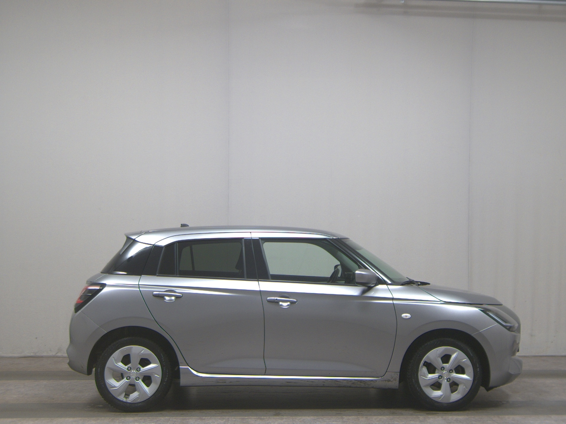 Suzuki Swift 1.2 Dualjet Mild-Hybrid Club Navi LED RFK