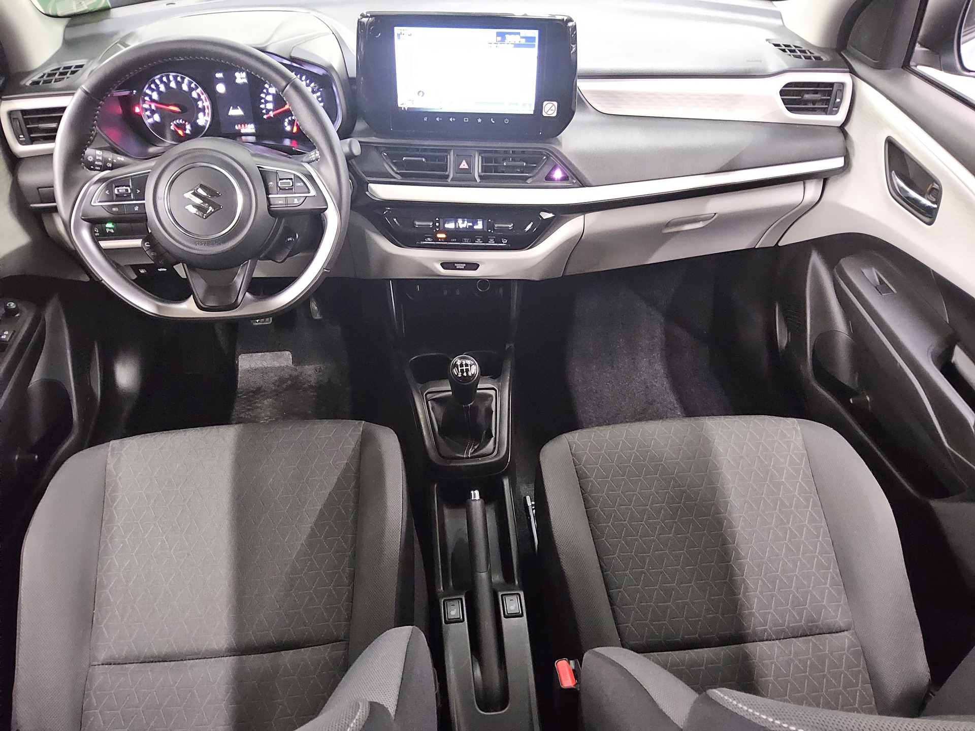 Suzuki Swift 1.2 Dualjet Mild-Hybrid Club Navi LED RFK 5