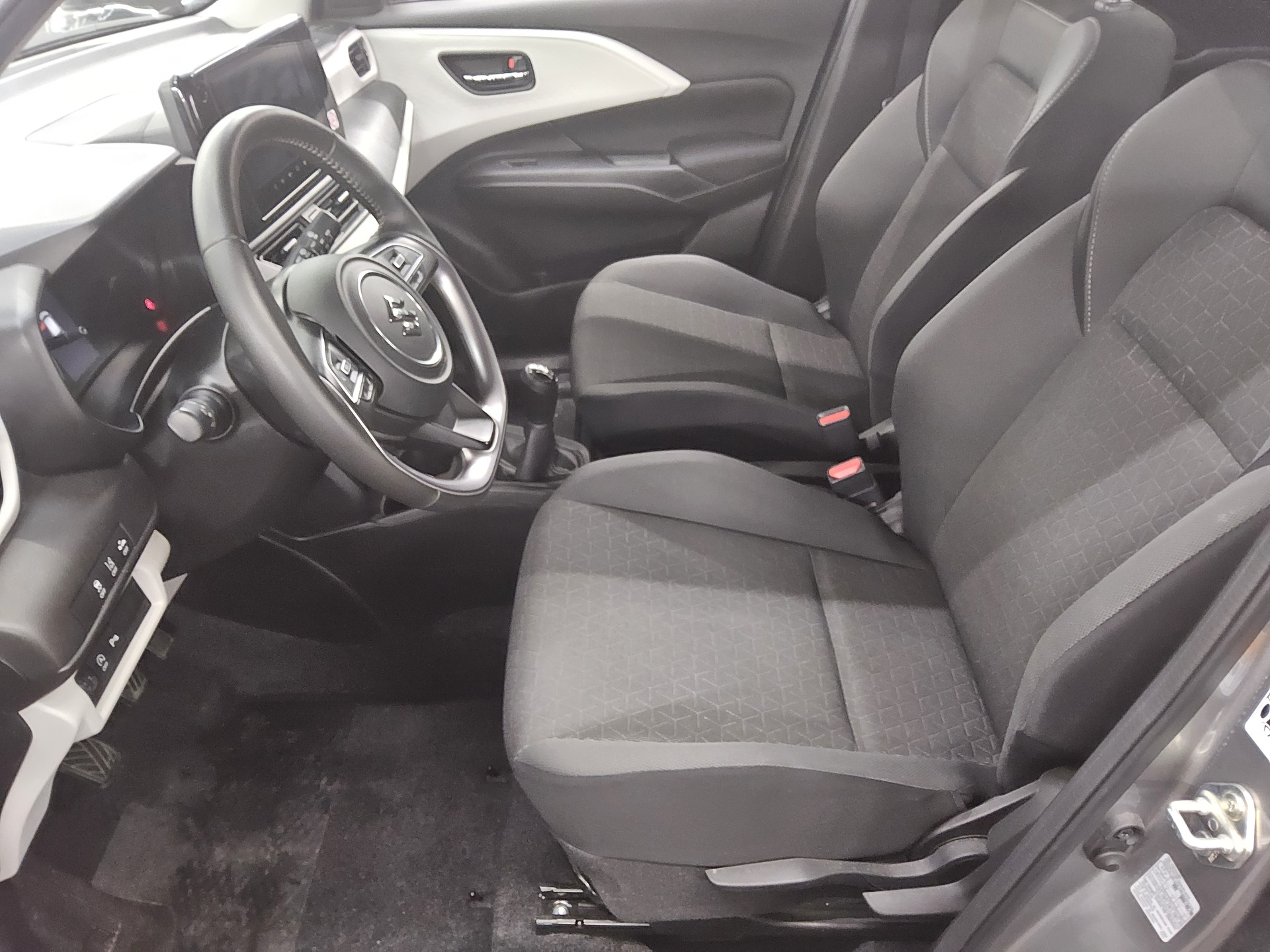 Suzuki Swift 1.2 Dualjet Mild-Hybrid Club Navi LED RFK 8