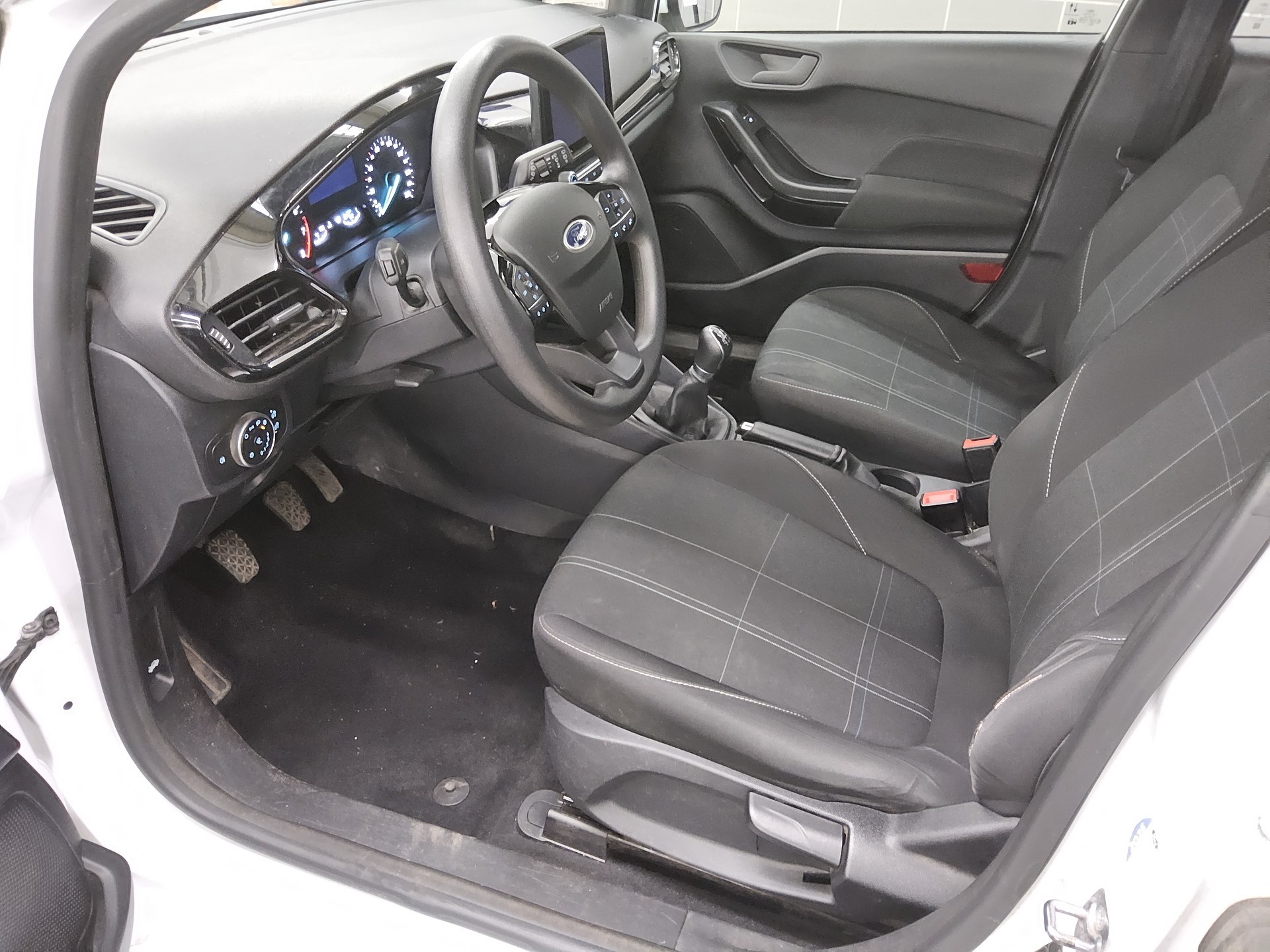 Ford Fiesta 1.1 Cool&Connect LED Klima Tempomat BT 8