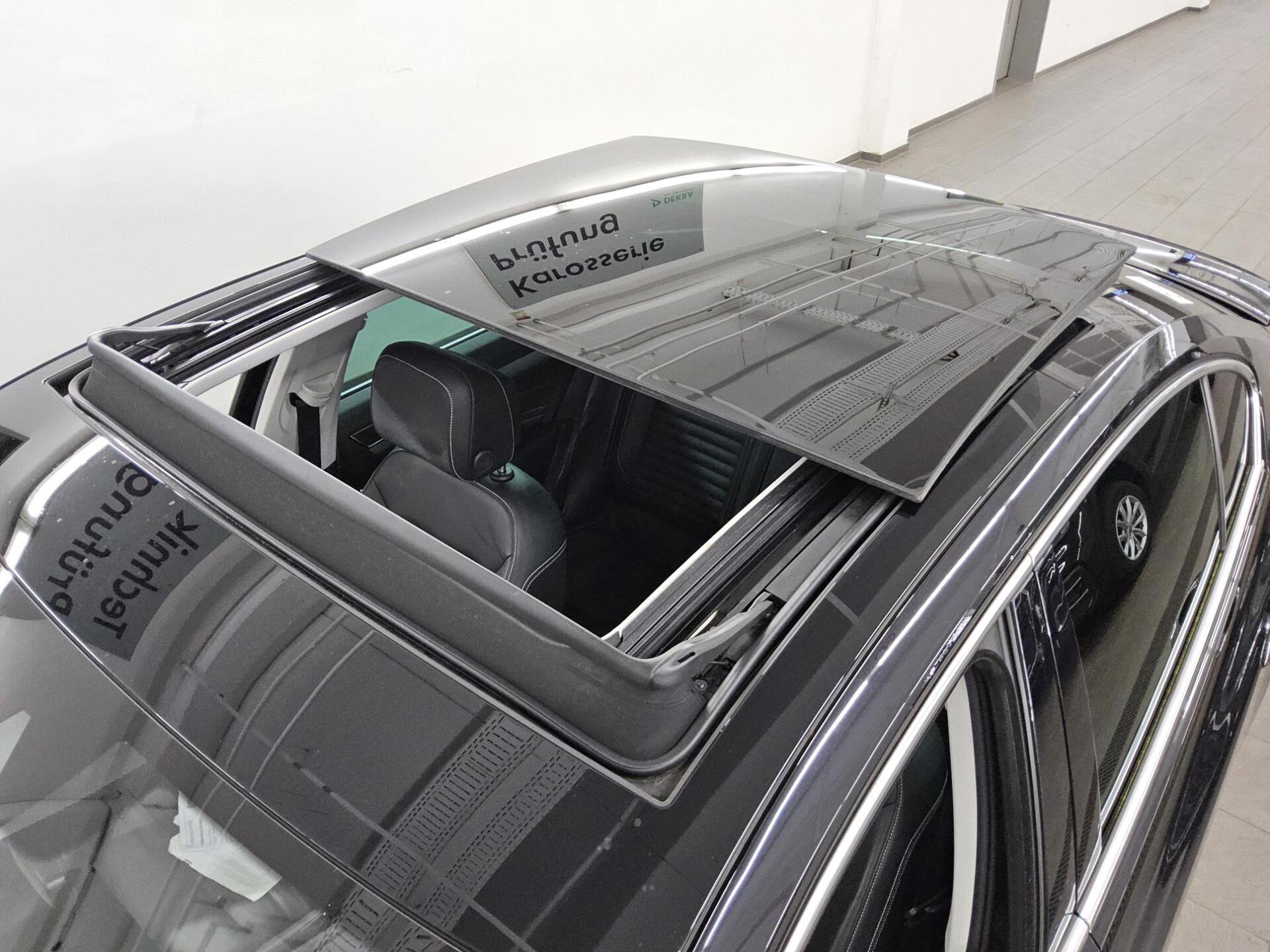 Volkswagen Passat GTE 1.4 TSI Leder Navi LED AID Pano RfK 13