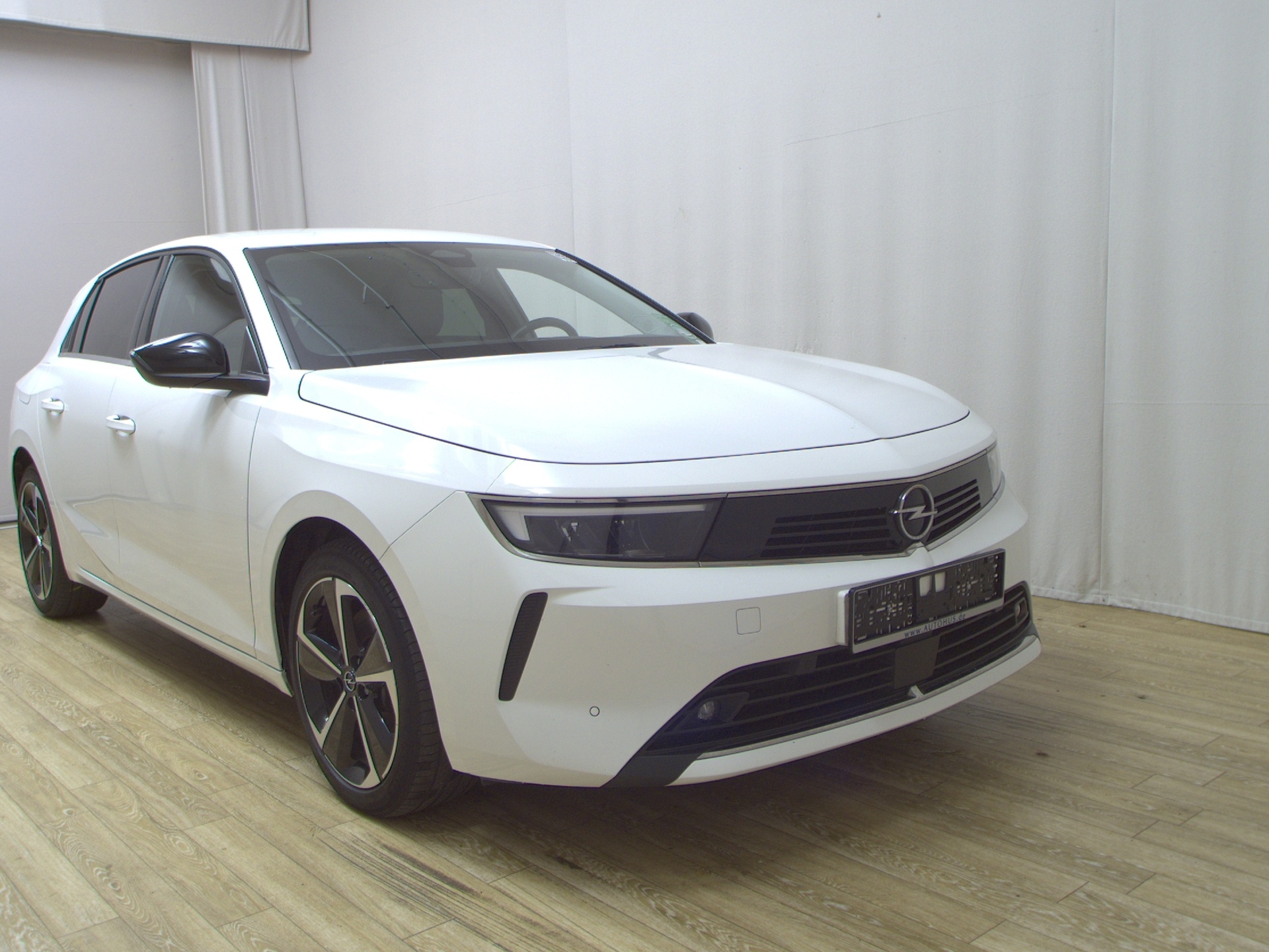 Opel Astra 1.5 D Business Elegance Navi LED vc RfK 3