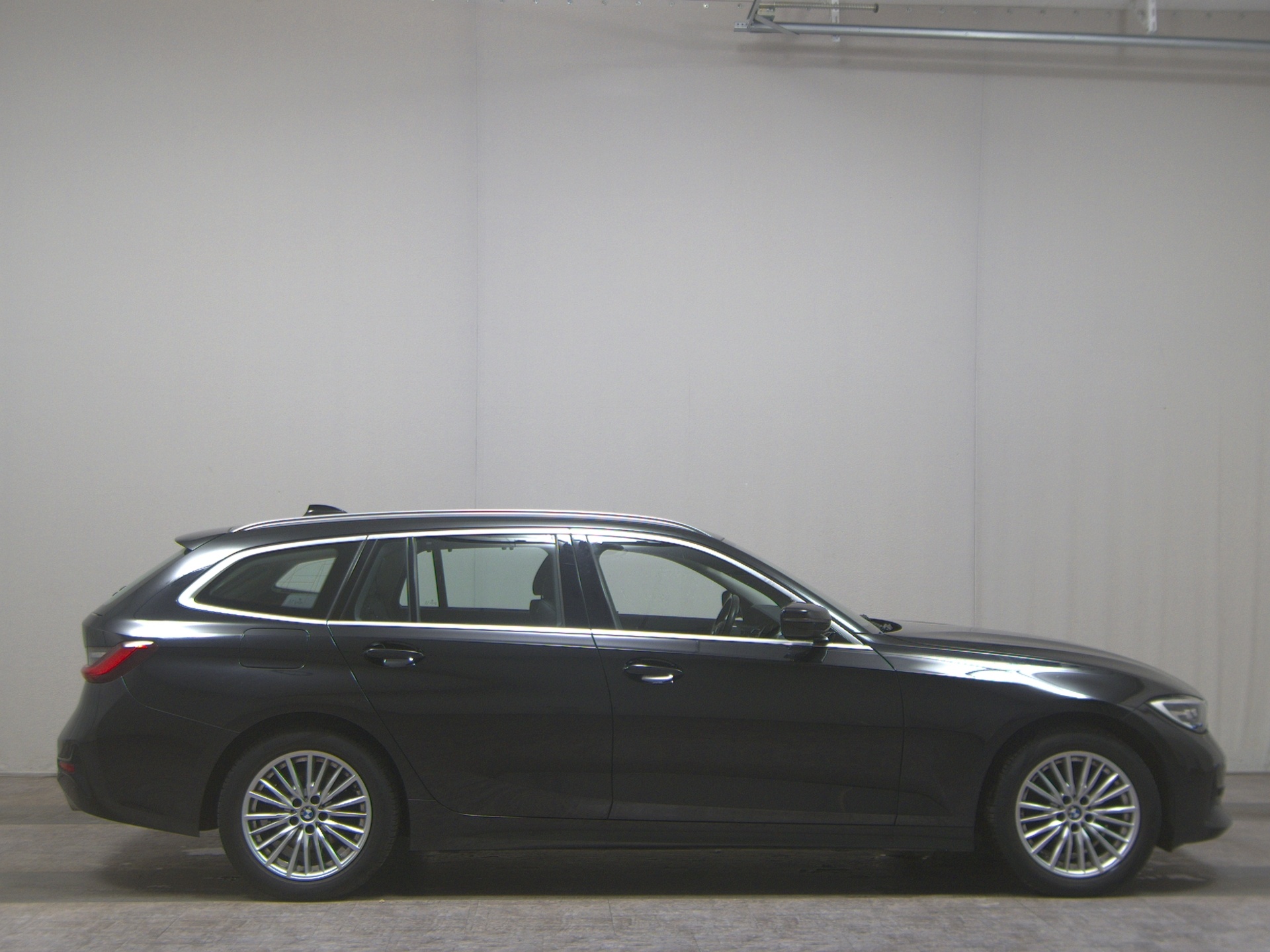 BMW 320dA Touring Sport-Line T-Leder Navi LED LC-Pro