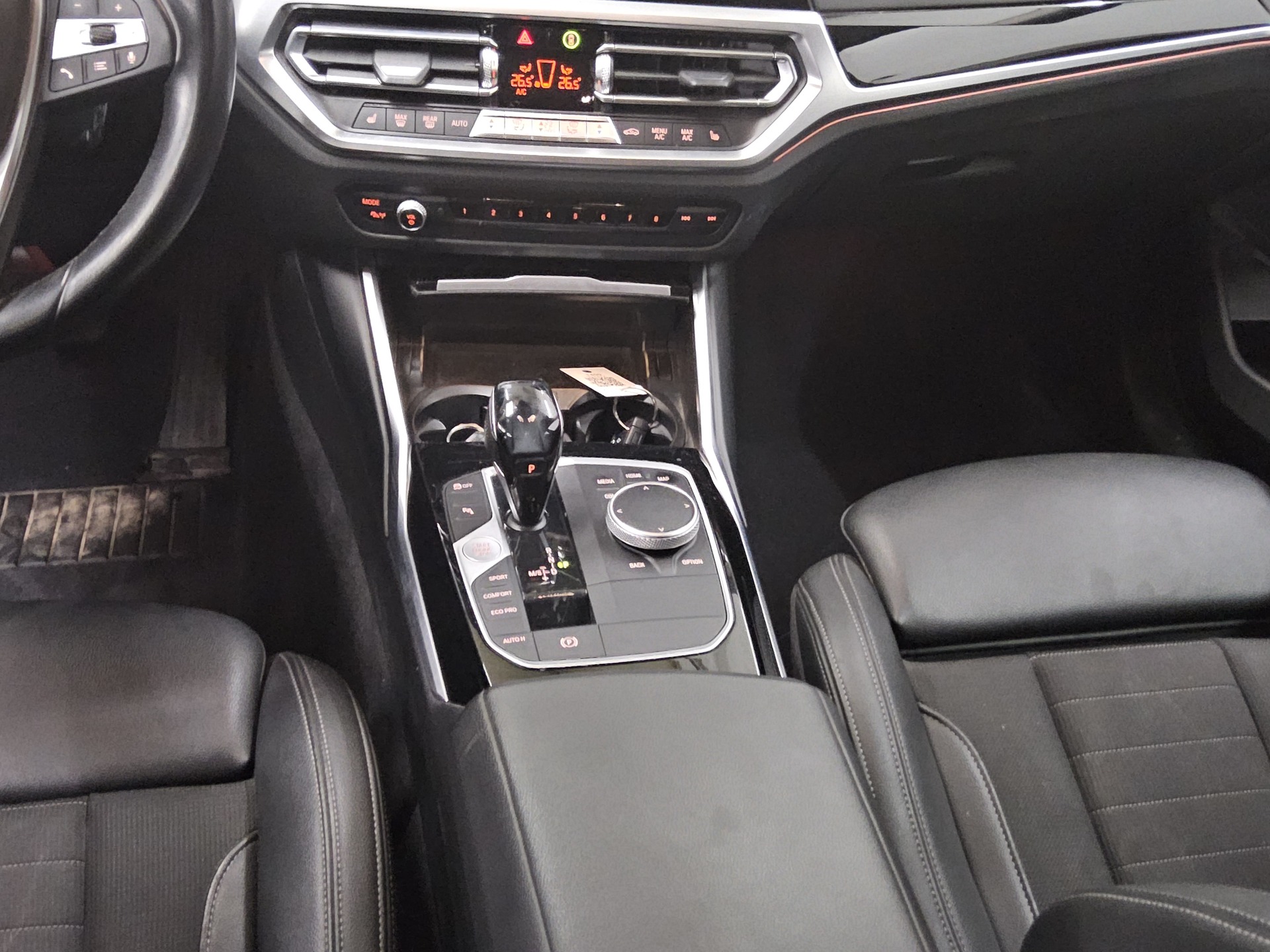 BMW 320dA Touring Sport-Line T-Leder Navi LED LC-Pro 6