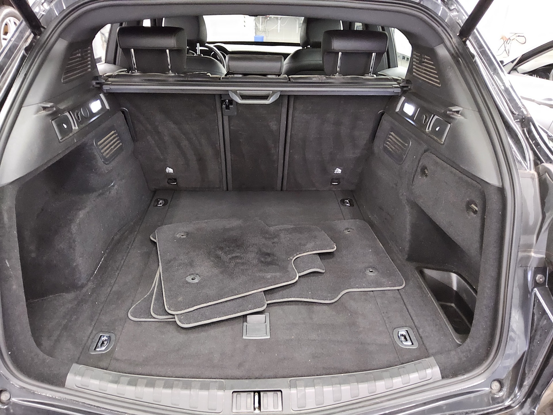 Alfa Romeo Stelvio 2.2 JTDM Leder Navi Xenon RfK PDC Shz 12