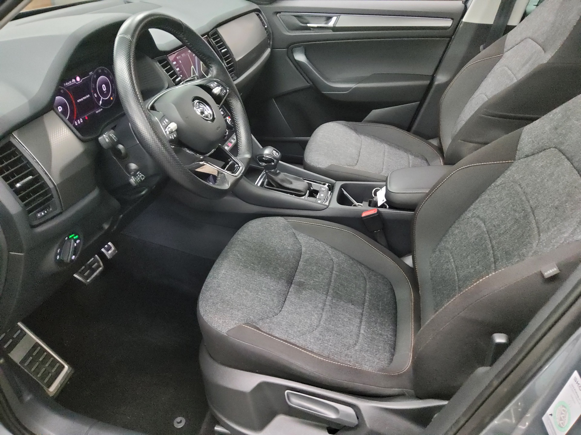 Skoda Kodiaq 2.0 TDI 4x4 Clever Navi LED vc RfK Pano 9