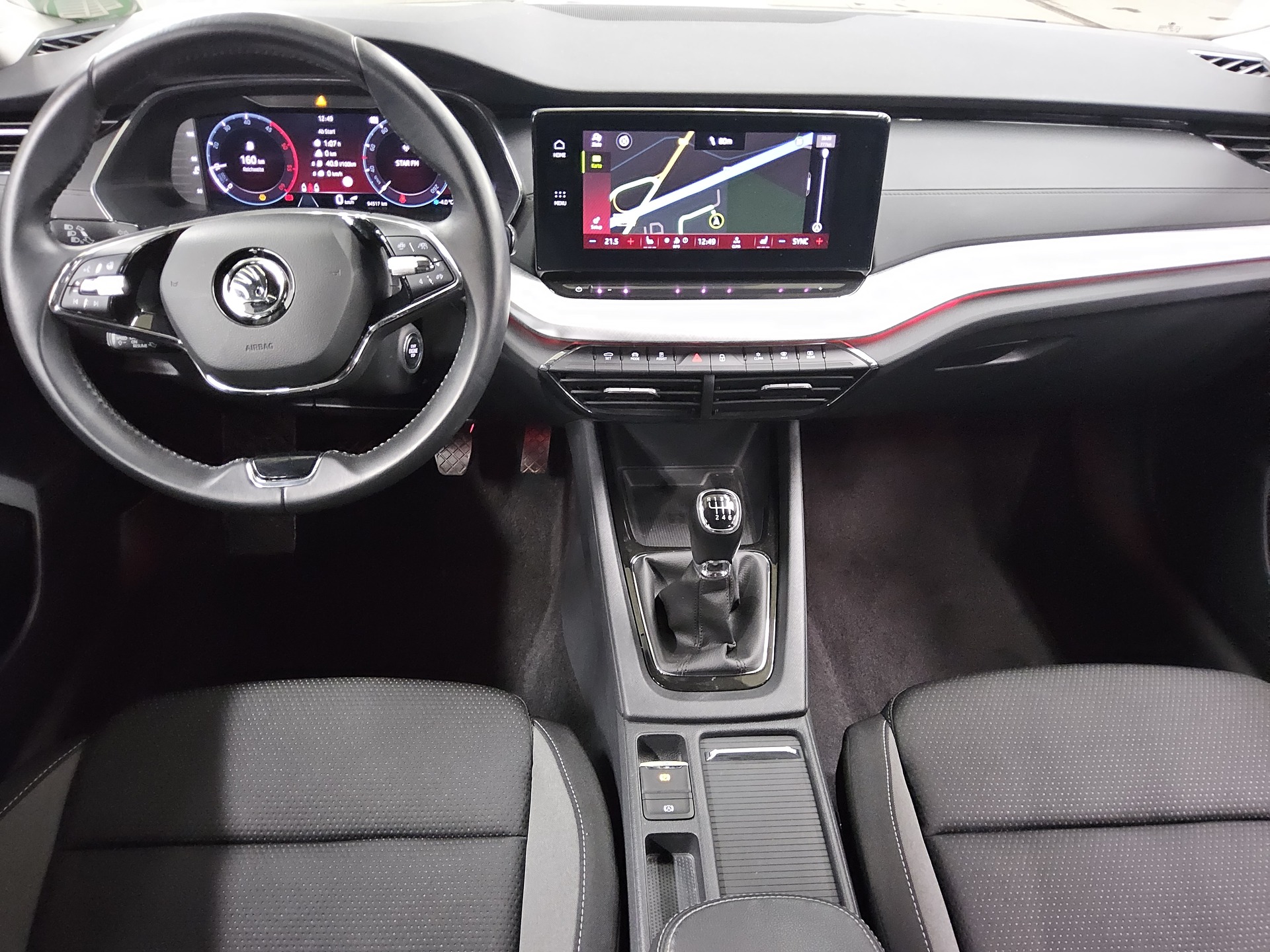 Skoda Octavia Kombi 2.0 TDI Ambition Navi LED AHK ACC 5