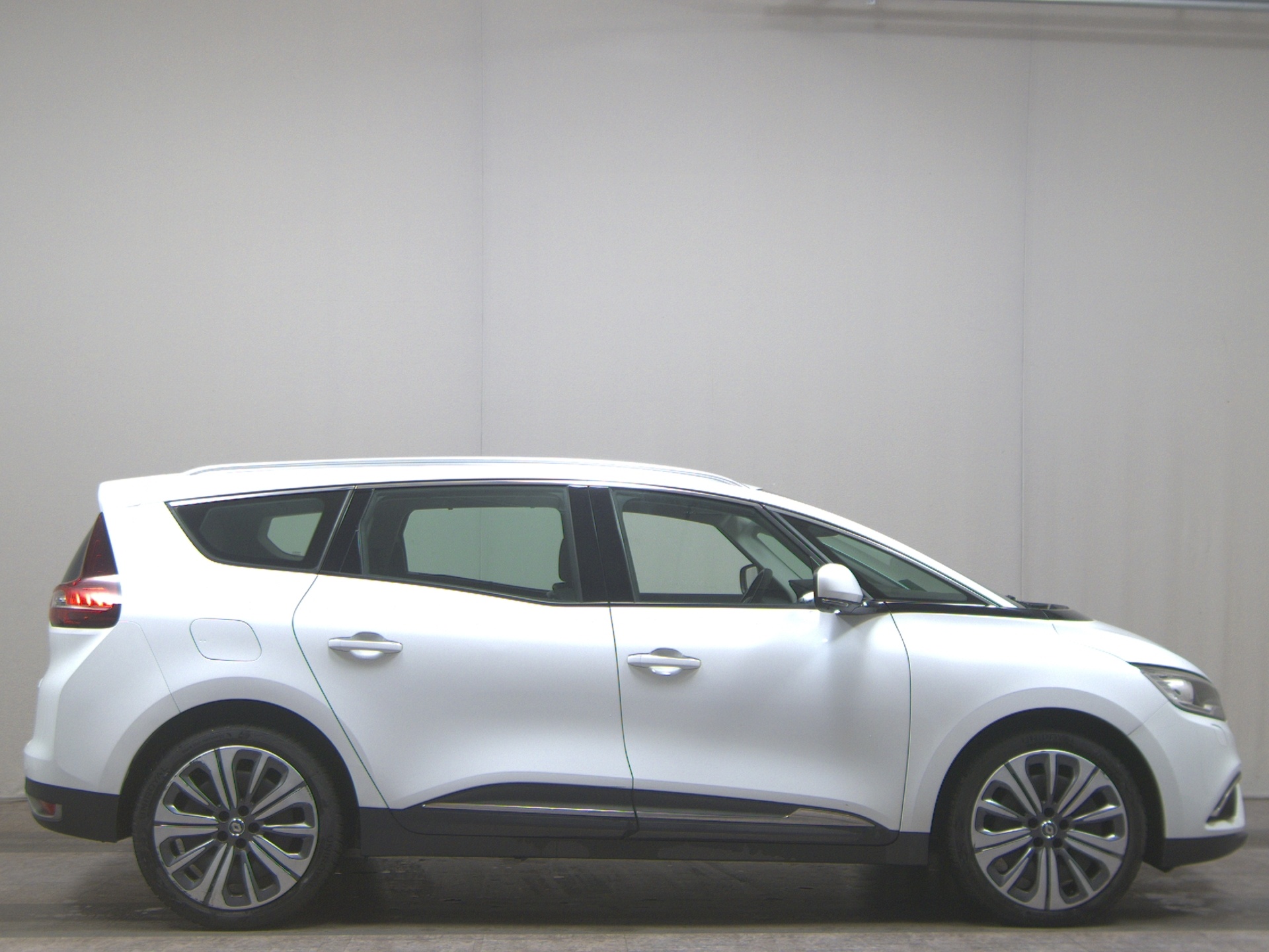 Renault Grand Scenic 1.7 BLUE dCi Grand Business Navi