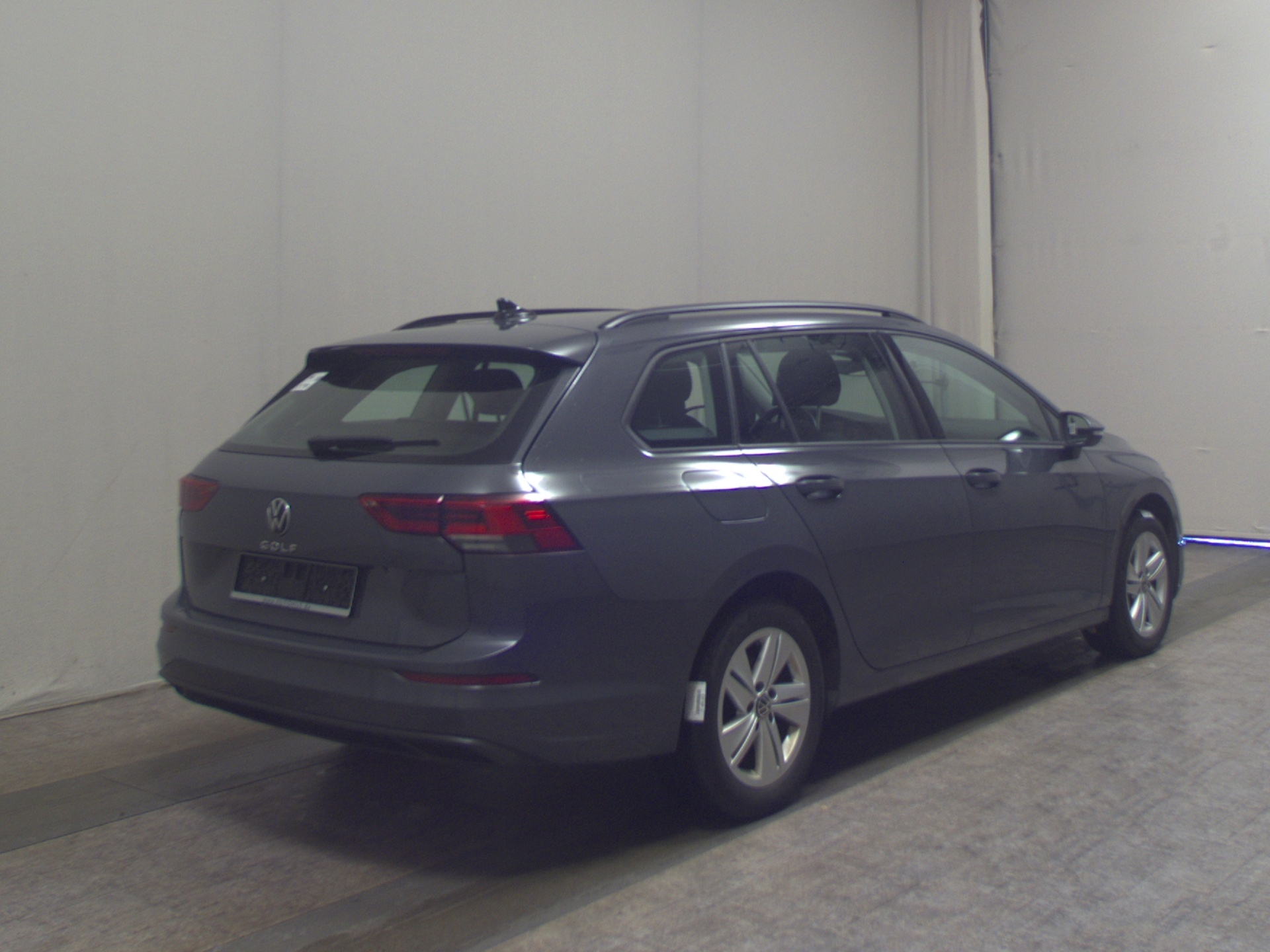 Volkswagen Golf-8 Var. 2.0 TDI Life Navi LED DC ACC Shz 4