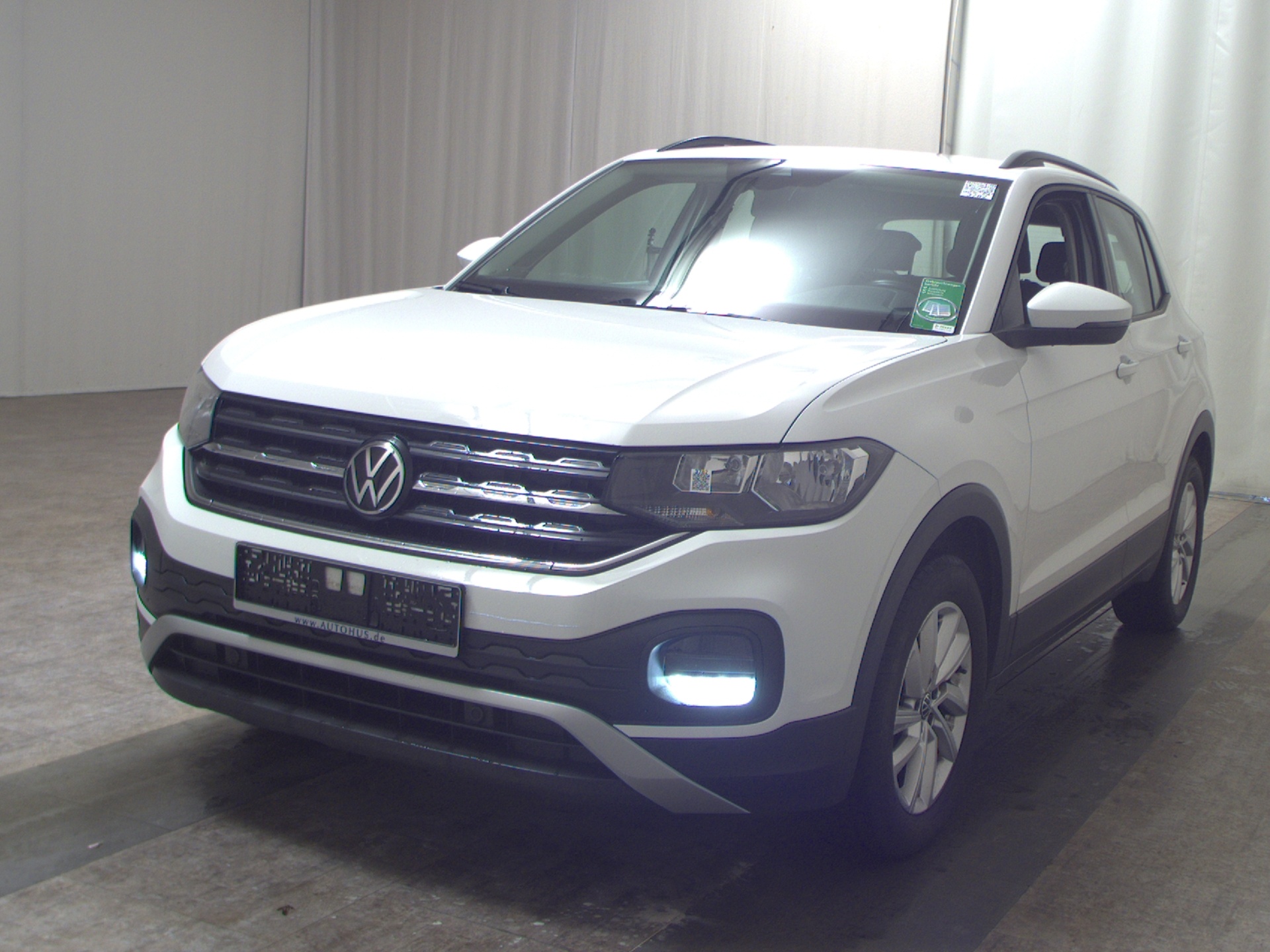 Volkswagen T-Cross 1.0 TSI Life Navi AHK PDC CarPlay BT 2