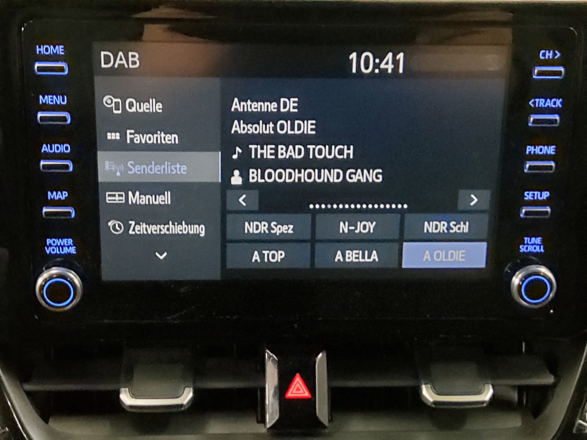 Toyota Corolla Touring Sports 1.8 LED RfK DAB 7