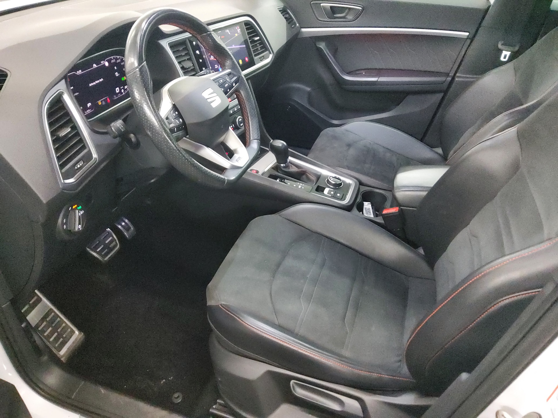 Seat Ateca 2.0 TDI FR-Line Navi LED vc RfK 360° Sound 9