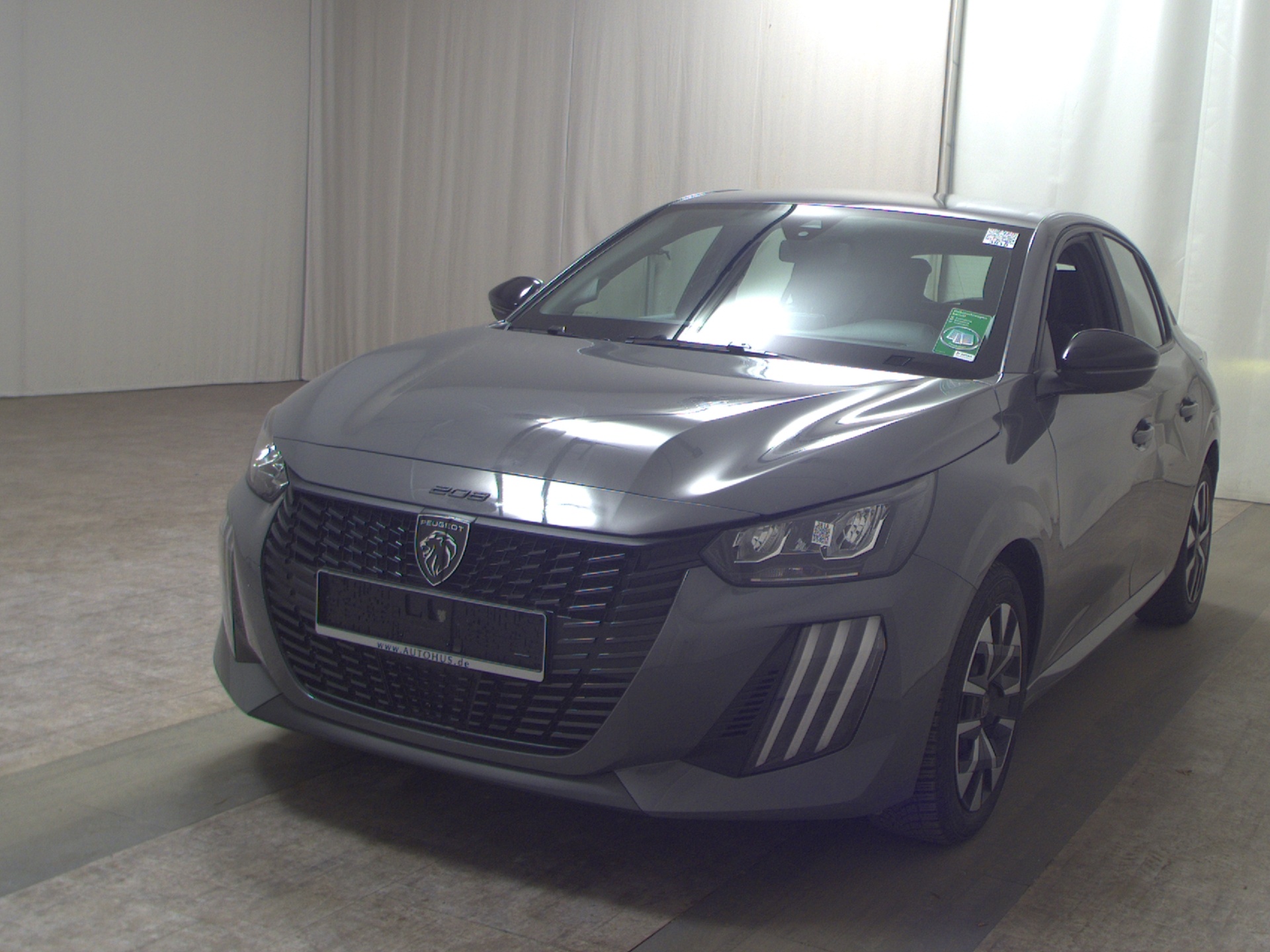 Peugeot 208 1.2 PureTech Active Bluetooth PDC 2