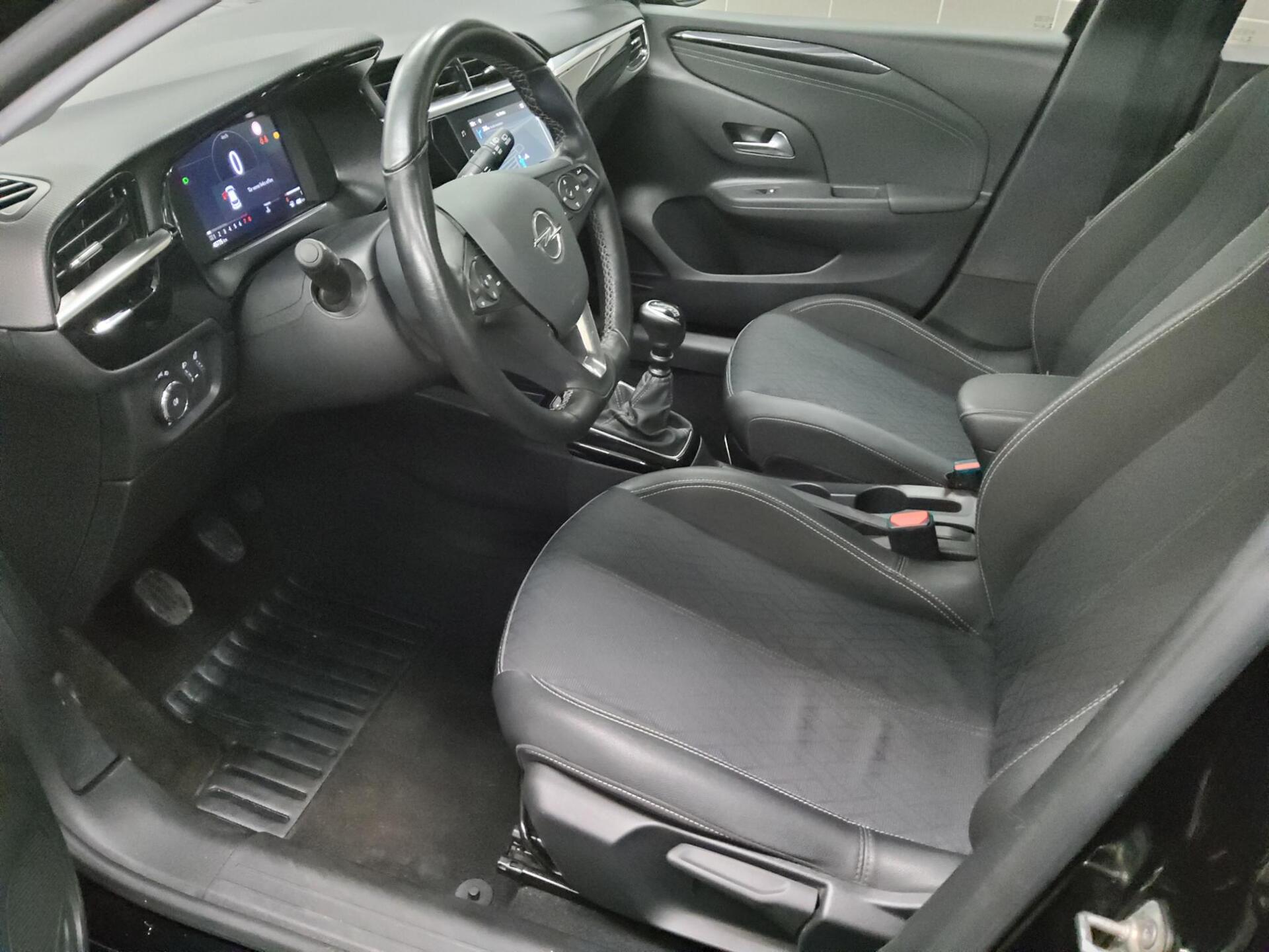 Opel Corsa 1.2 Turbo Elegance Navi LED Pano T-Leder 9