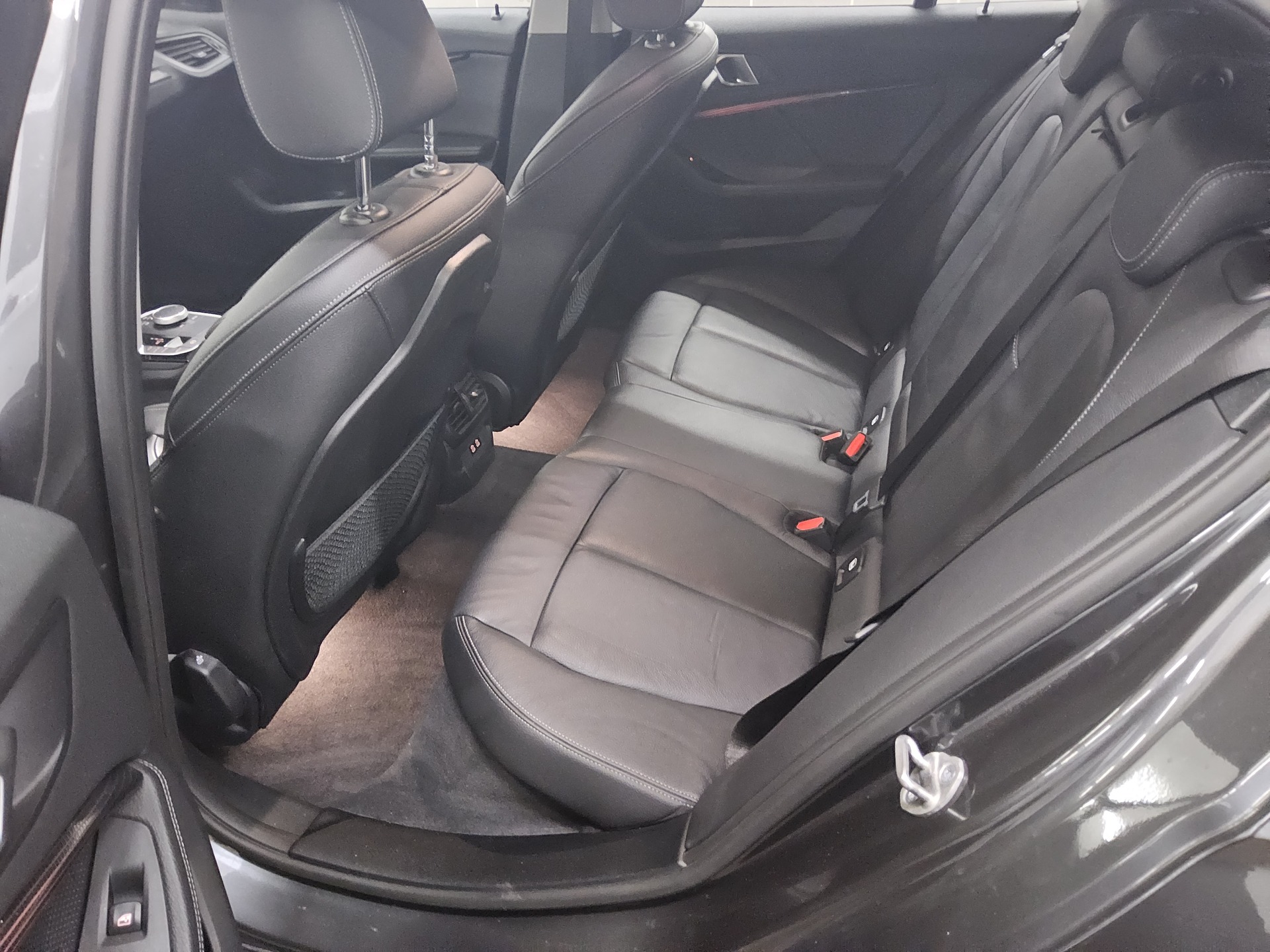 BMW 120dA Sport-Line Leder Navi LED HuD LC Prof. 13