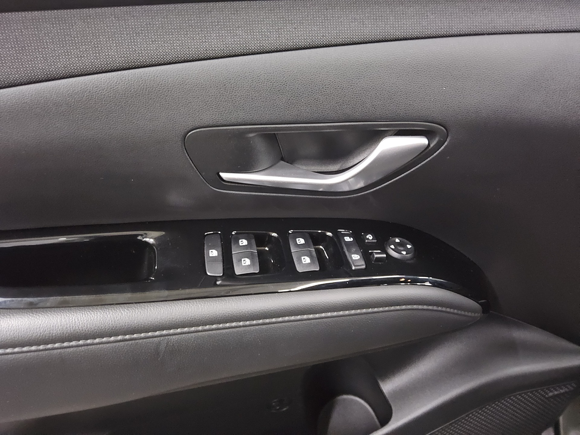 Hyundai Tucson 1.6 T-GDI Trend Navi LED ACC Sound RfK 10