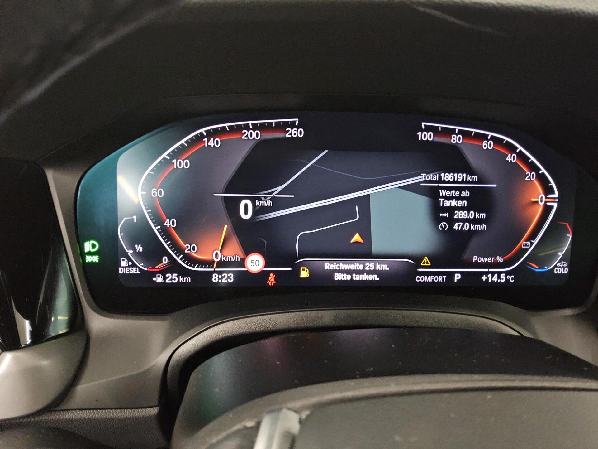 BMW 318dA Touring Advantage Leder Navi LED HiFi RfK 8