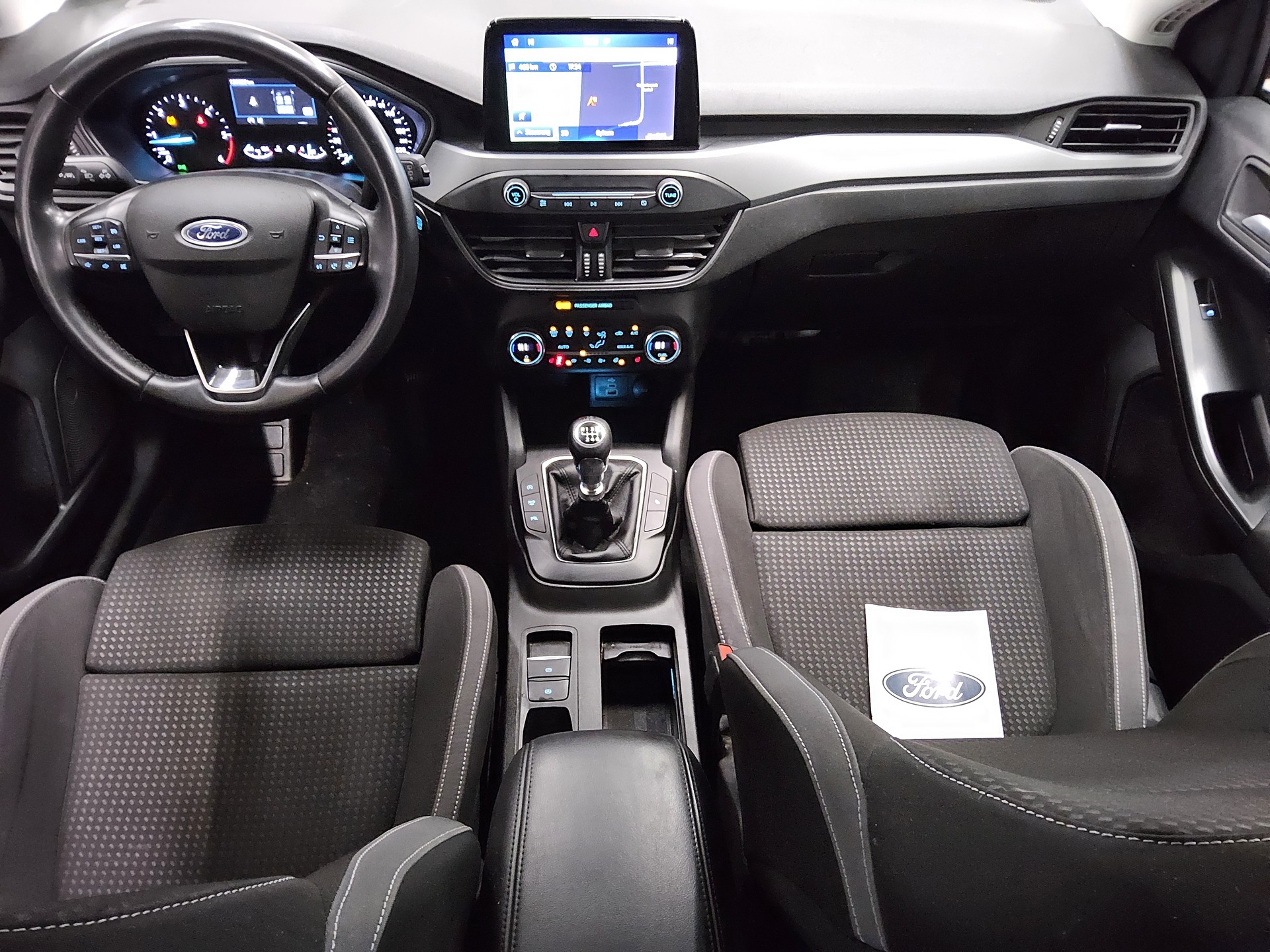 Ford Focus Turnier 1.5 EB Cool&Connect Navi LED RfK 5